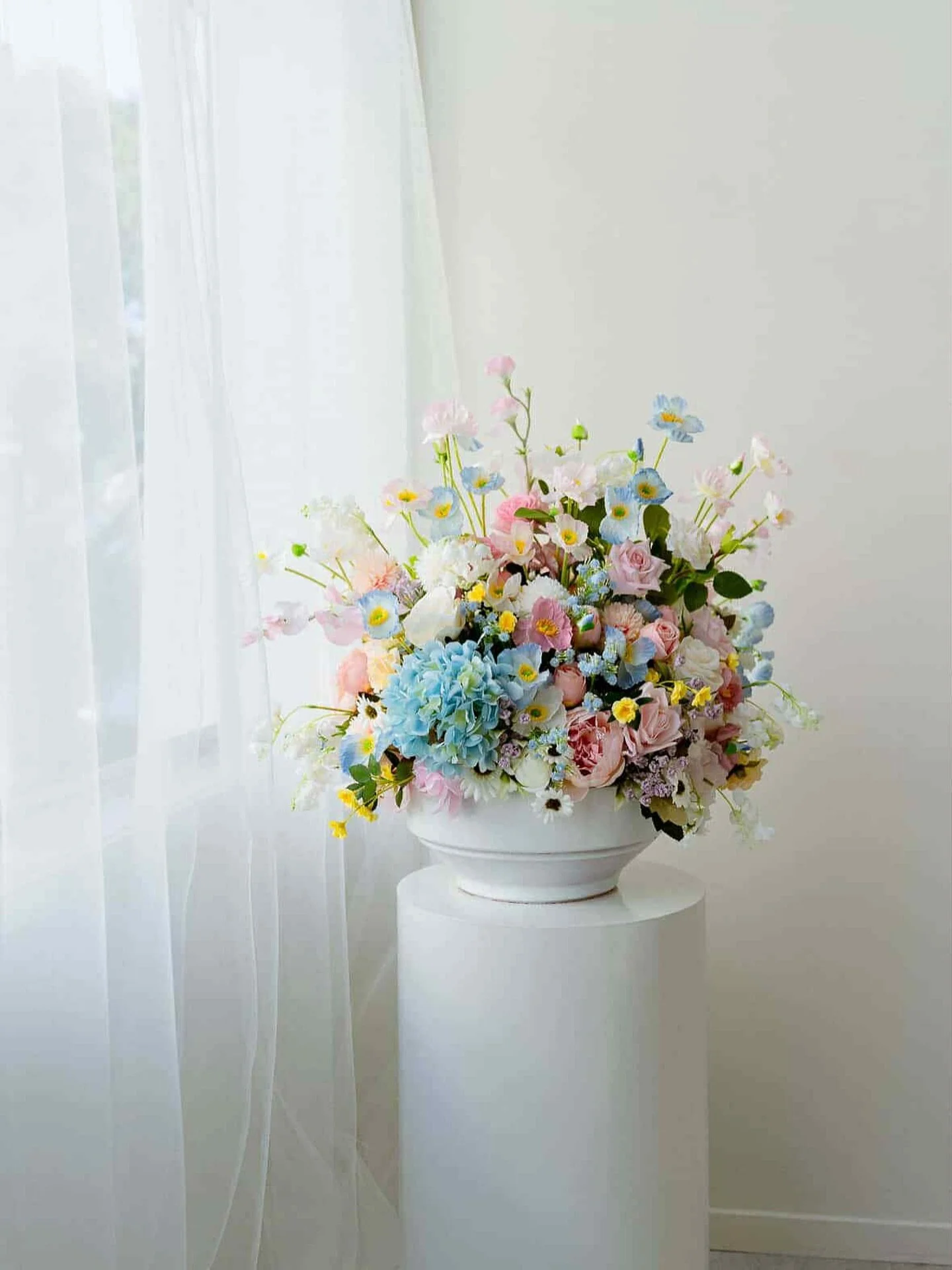 Meet our Pastel Collection 🌸💭 Think pastel perfection, dreamy textures and florals that last a lifetime. Because love deserves blooms as magical as your day. ✨

#FauxFlorals #FauxFlowers #FloralInspo #BrideToBe #WeddingFlowers #WeddingStyle #Weddin