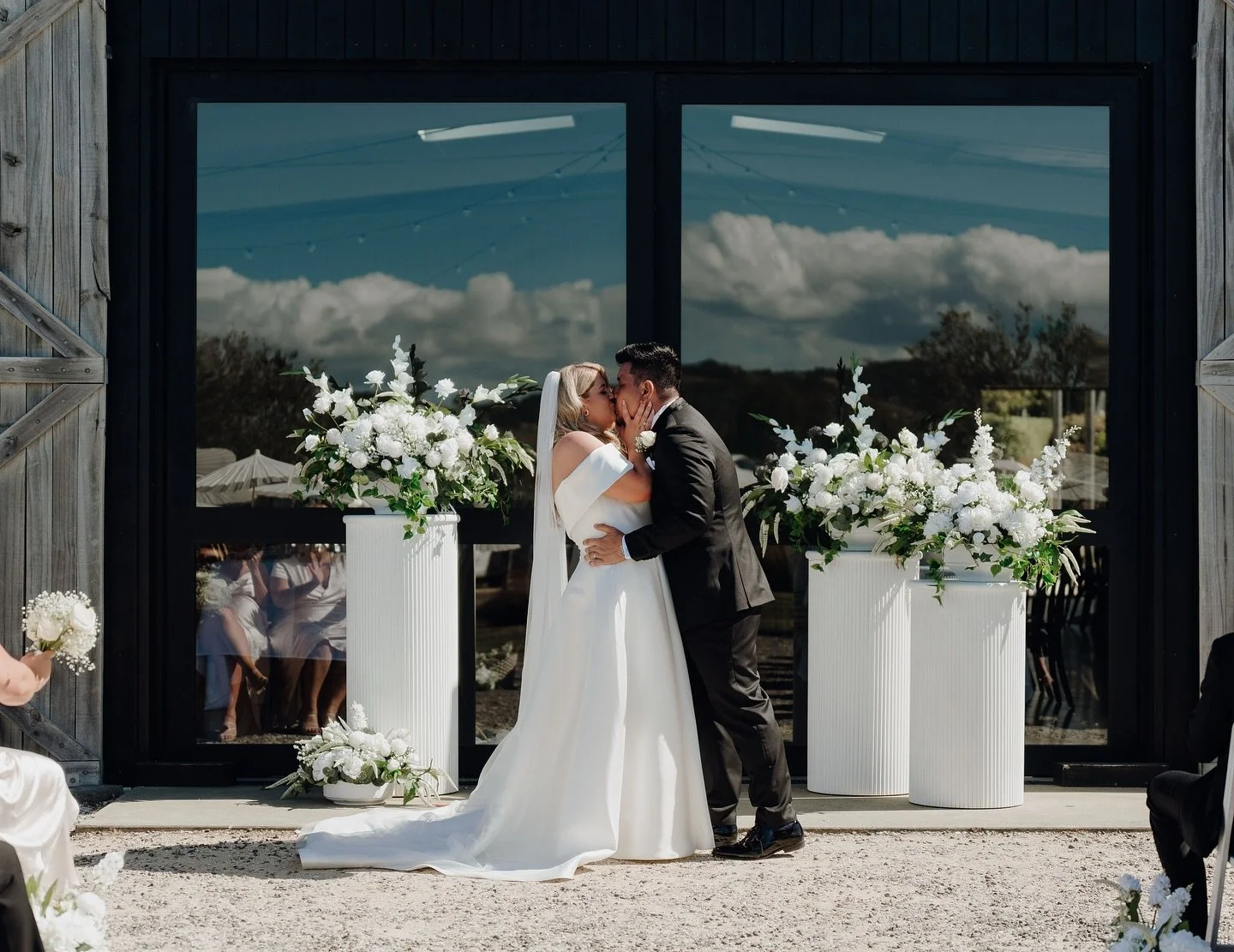 When Anna was planning her big day at Auckland&rsquo;s Hunting Lodge, she searched high and low for the perfect floral arrangements; something timeless, elegant, and beautiful. But everything available to hire looked artificial, and fresh florals cam