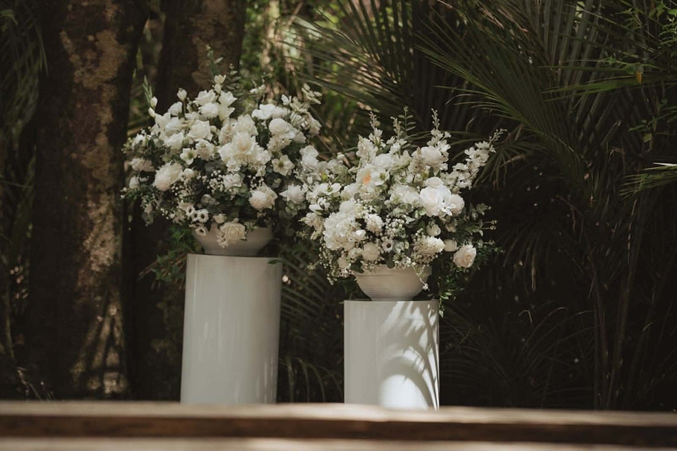 ✨🤍 | Enquire now to secure your dream florals! We can&rsquo;t wait to work with you.