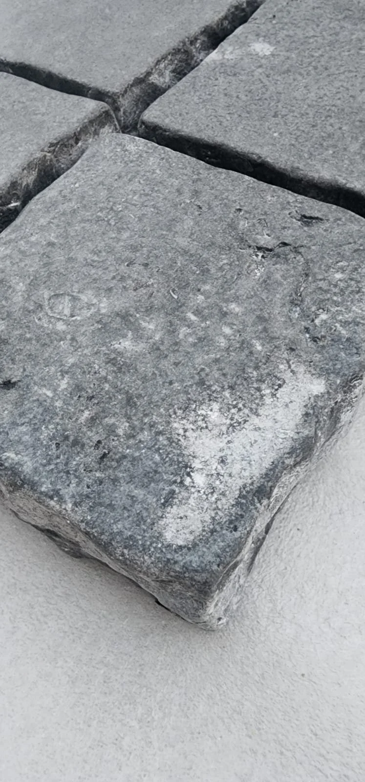 Milly Grey cobble stones cleaved sandblasted tumbled (5).jpg