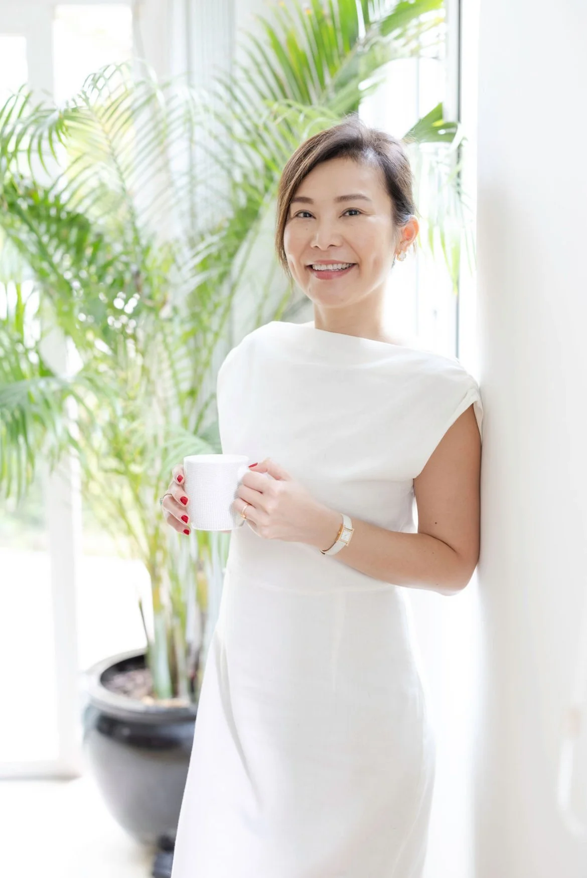 Chriestiena Newitt, PACFA registered online counsellor for expats and globally mobile individuals, based in Surabaya Indonesia and Singapore