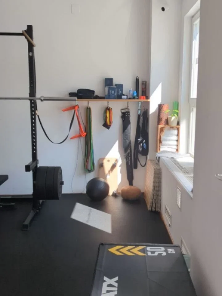 Kleiner Rundgang durch unsere Praxis 😍💪🏻
Für mehr Infos schreibt uns direkt eine Nachricht oder eine Mail an info@moveneis-physio.at
#physiotherapiewien #vienna #physio #gym