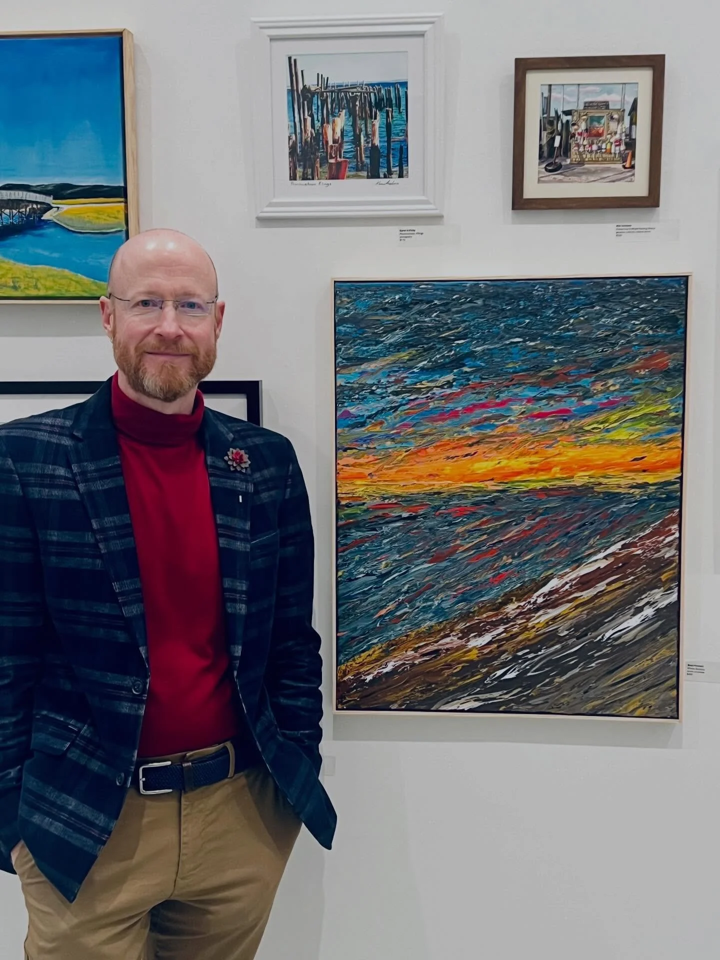 Super fun opening night for the Outer Cape Annual Winter Art Show at @ptowncommons. So many amazing pieces created by uber talented artists. Lots of love, community spirit, and holiday cheer in the building tonight 🫶🏼🎄🎨❣️