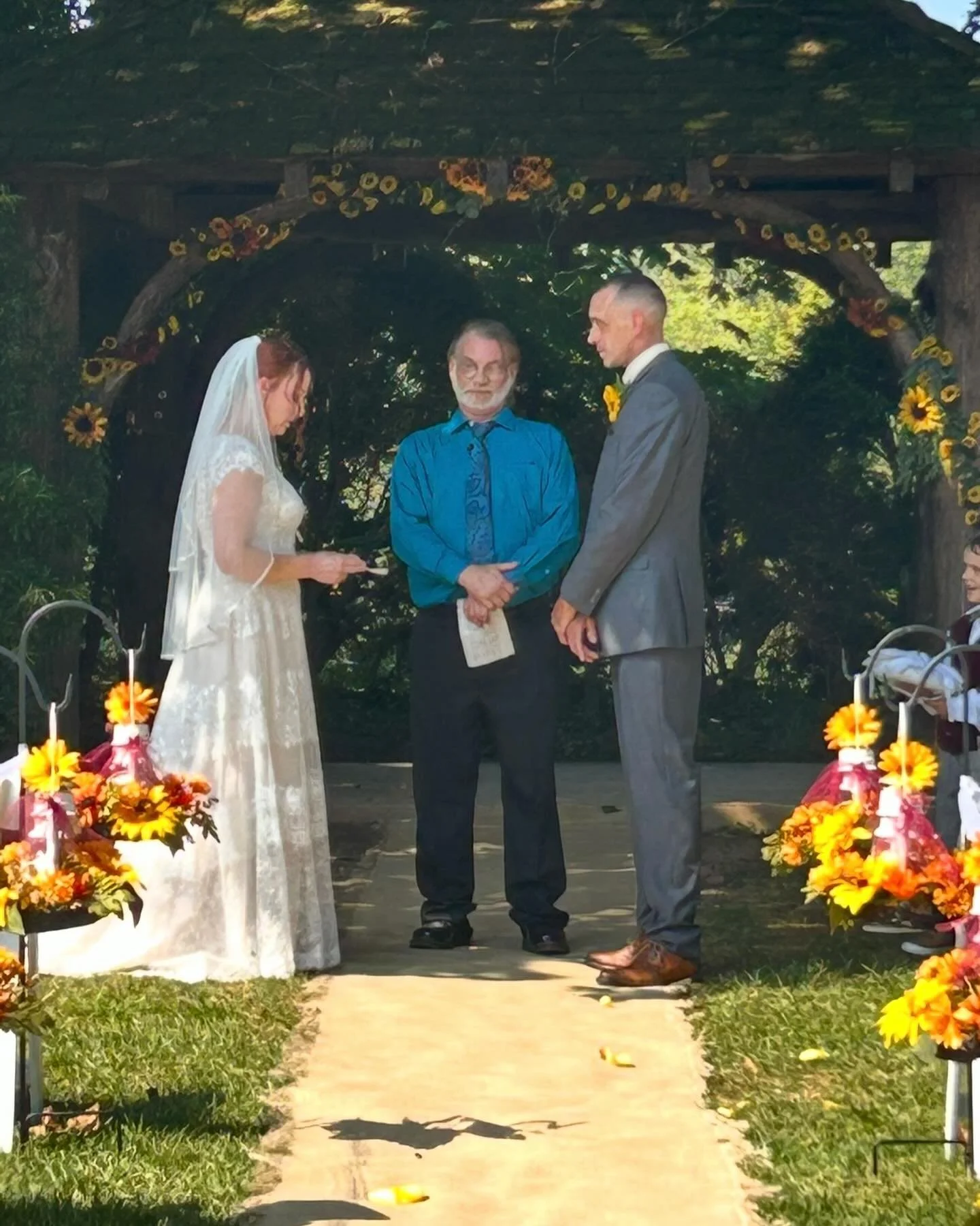 Congrats to George and Sarah on their wedding day!  And congrats to their friends who got engaged during a fake bouquet toss!  The toss almost didn&rsquo;t happen because the bridesmaid wasn&rsquo;t feeling well, but she was the reason for the toss a