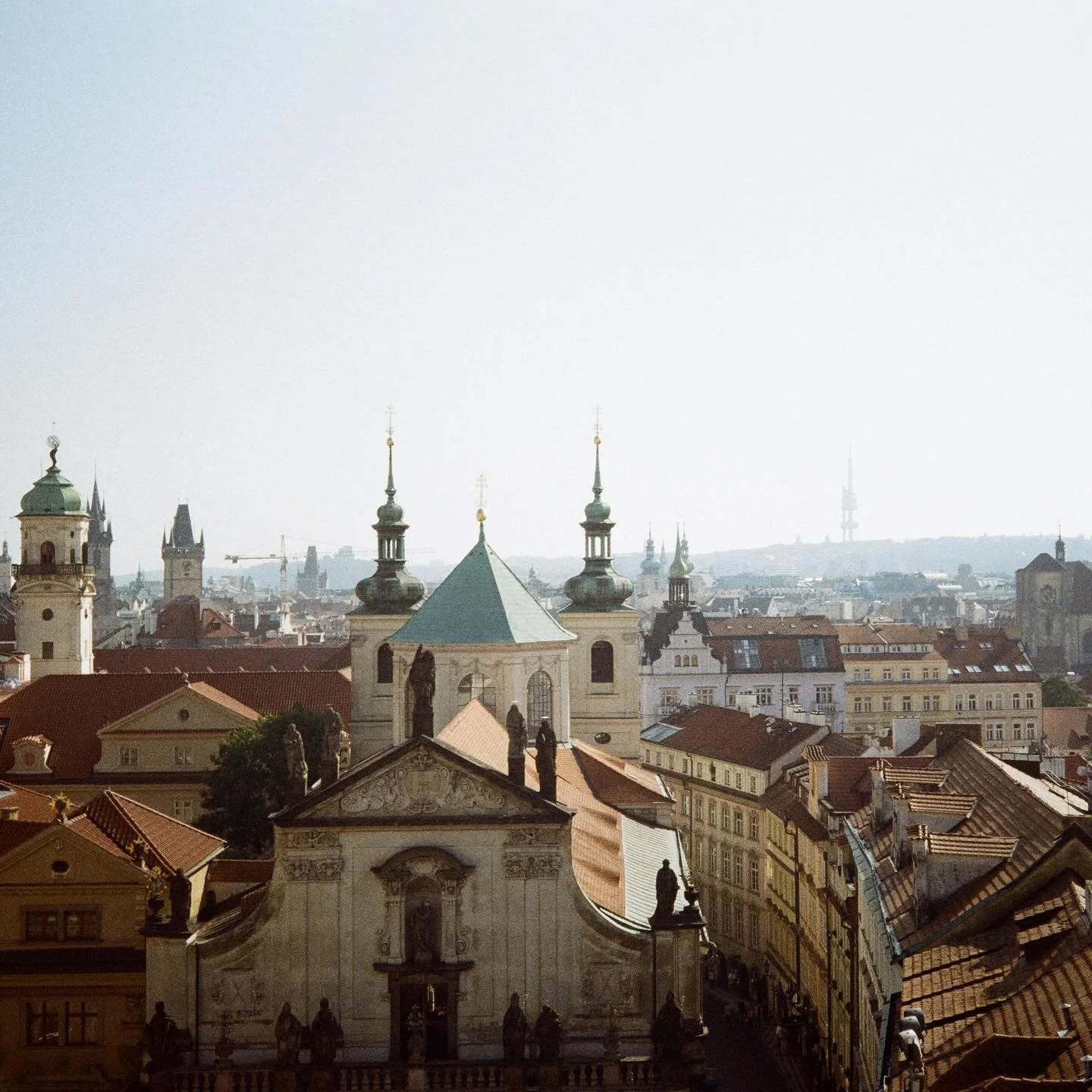 Taken on my latest trip to Prague
Shot on Kodak ColourPlus 200
Olympus AF10 Super

#kodak #filmphotography #colourfilm #travel #travelphotography #prague #czechia #kodakcolorplus200