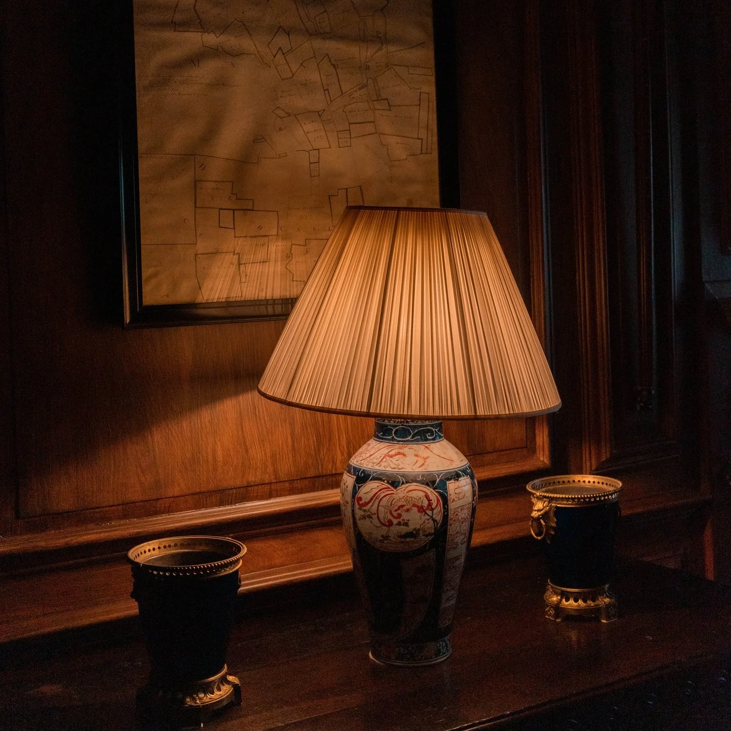 A light for none is a light for some.

This lamp caught my eye instantly, it blends so effortlessly into the space, casting a soft glow on its surroundings. Something about it just calms the whole room. I fell in love with it the moment I saw it.