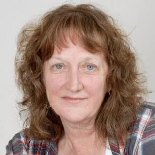 Carolyn Hughes.jpg