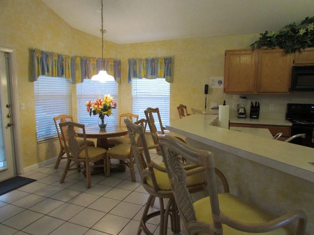 Orlando Villa Rent Breakfast Bar