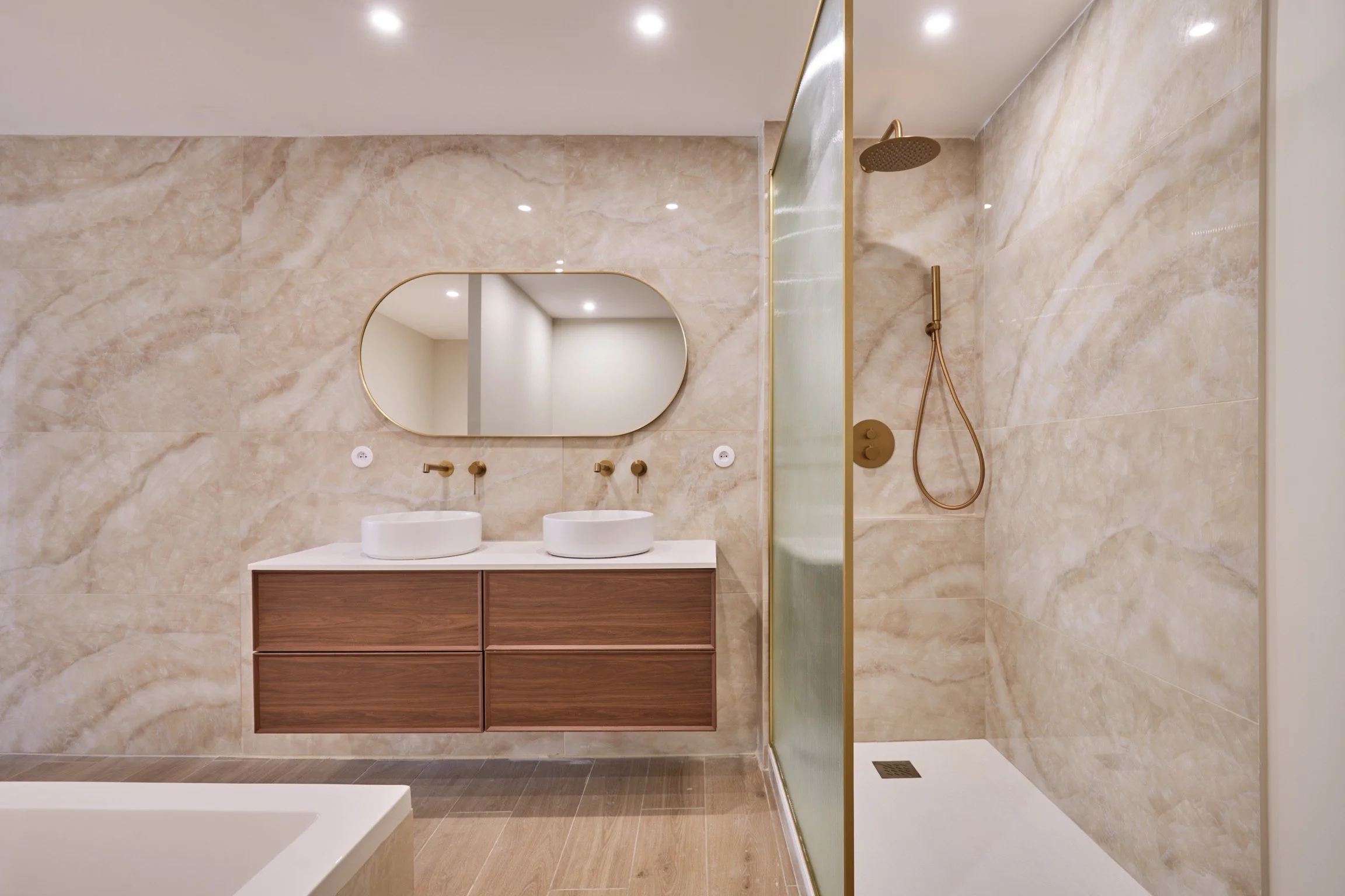 Salle de bain parentale