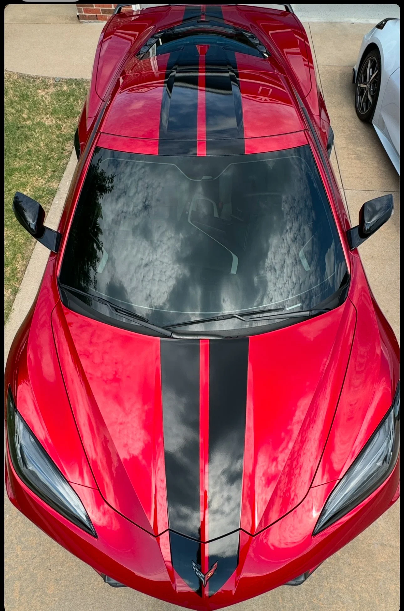 Full body stripes on C8 Corvette
