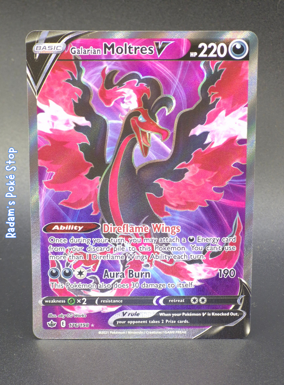 Galarian Moltres #176 Chilling Reign UR