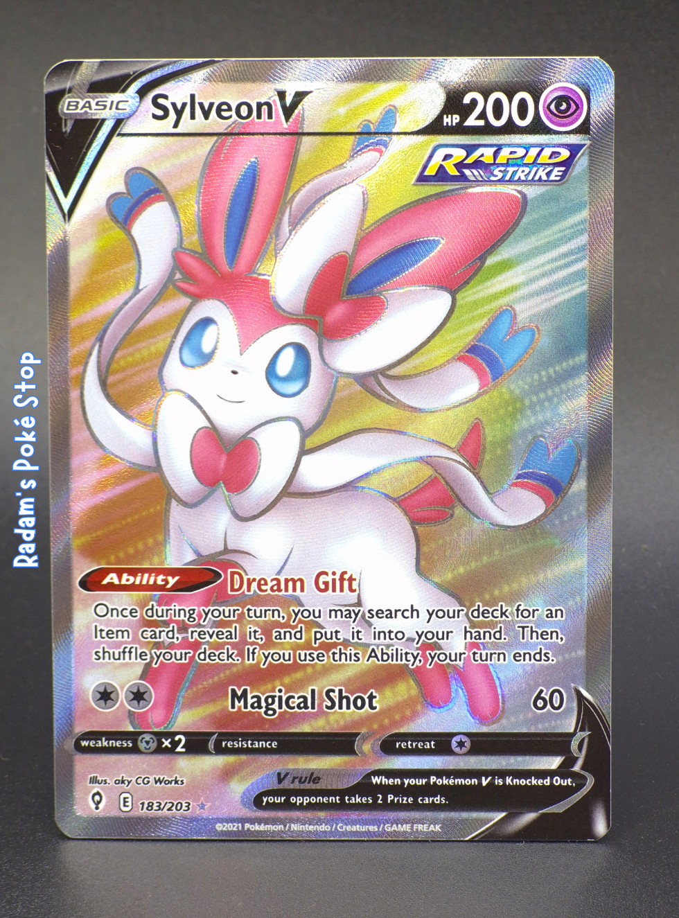 Sylveon V #183 Evolving Skies UR