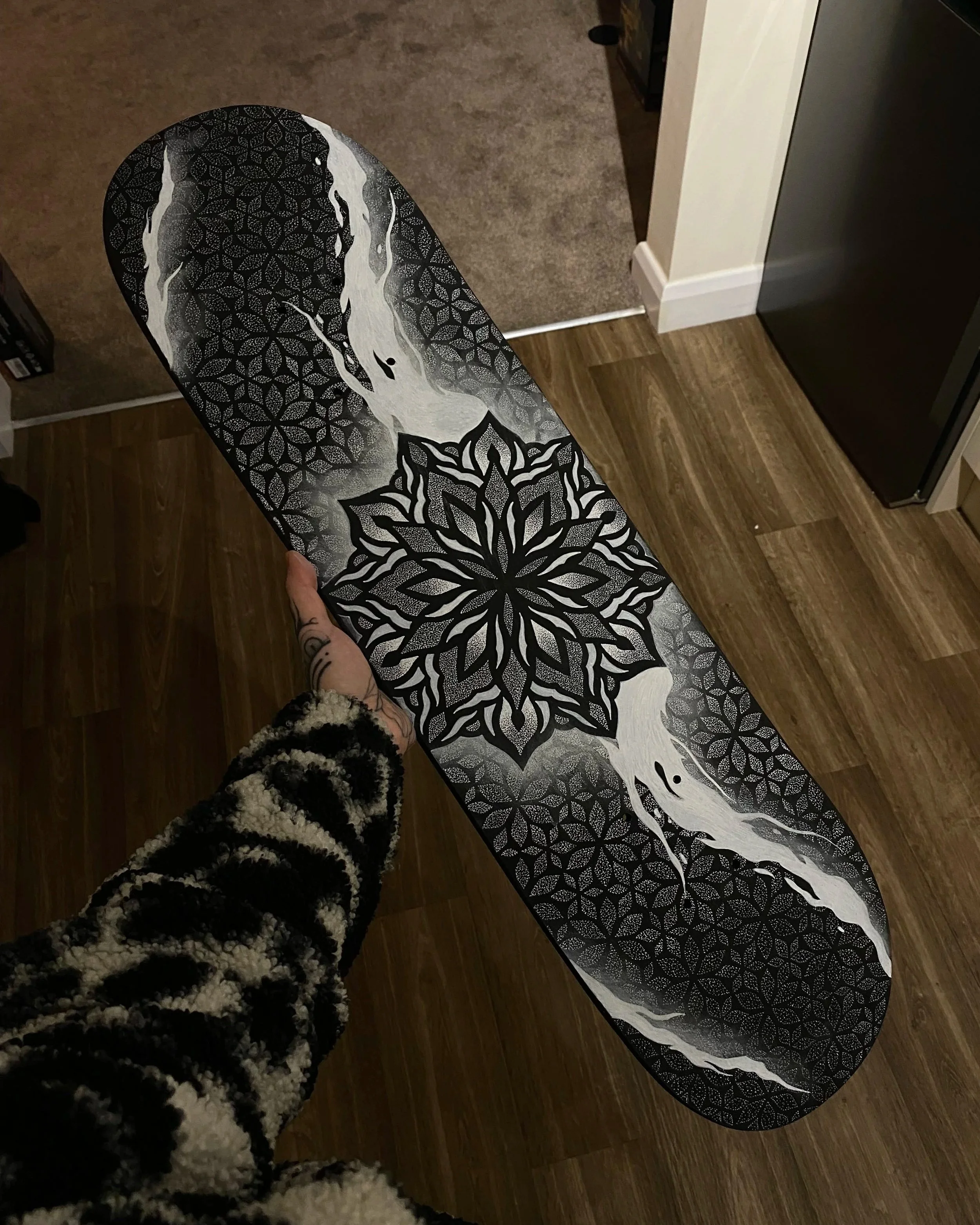 Skateboard deck