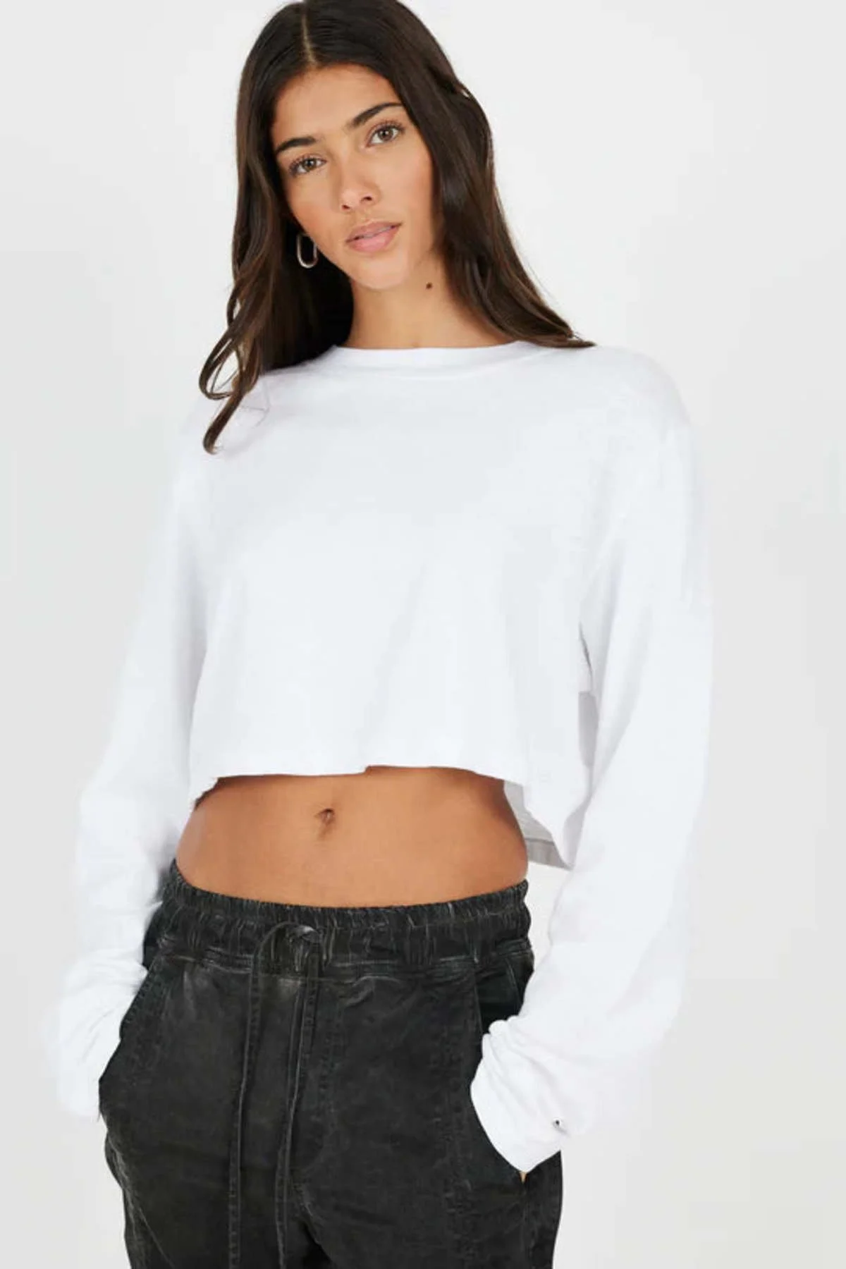 Cotton-Citizen---Tokyo-Crop-Longsleeve-in-White-20221116001044 (2).jpeg