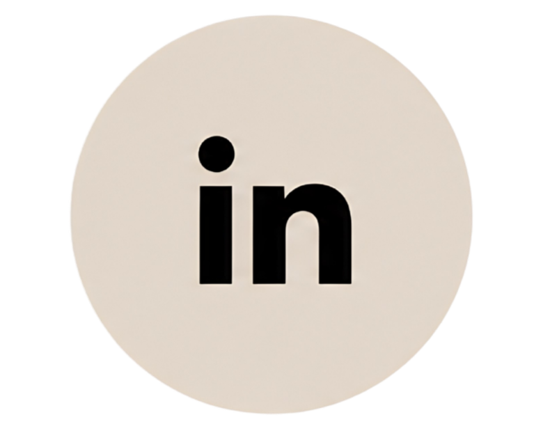 For founders, executives og specialister, der vil opbygge synlighed og thought leadership på LinkedIn.