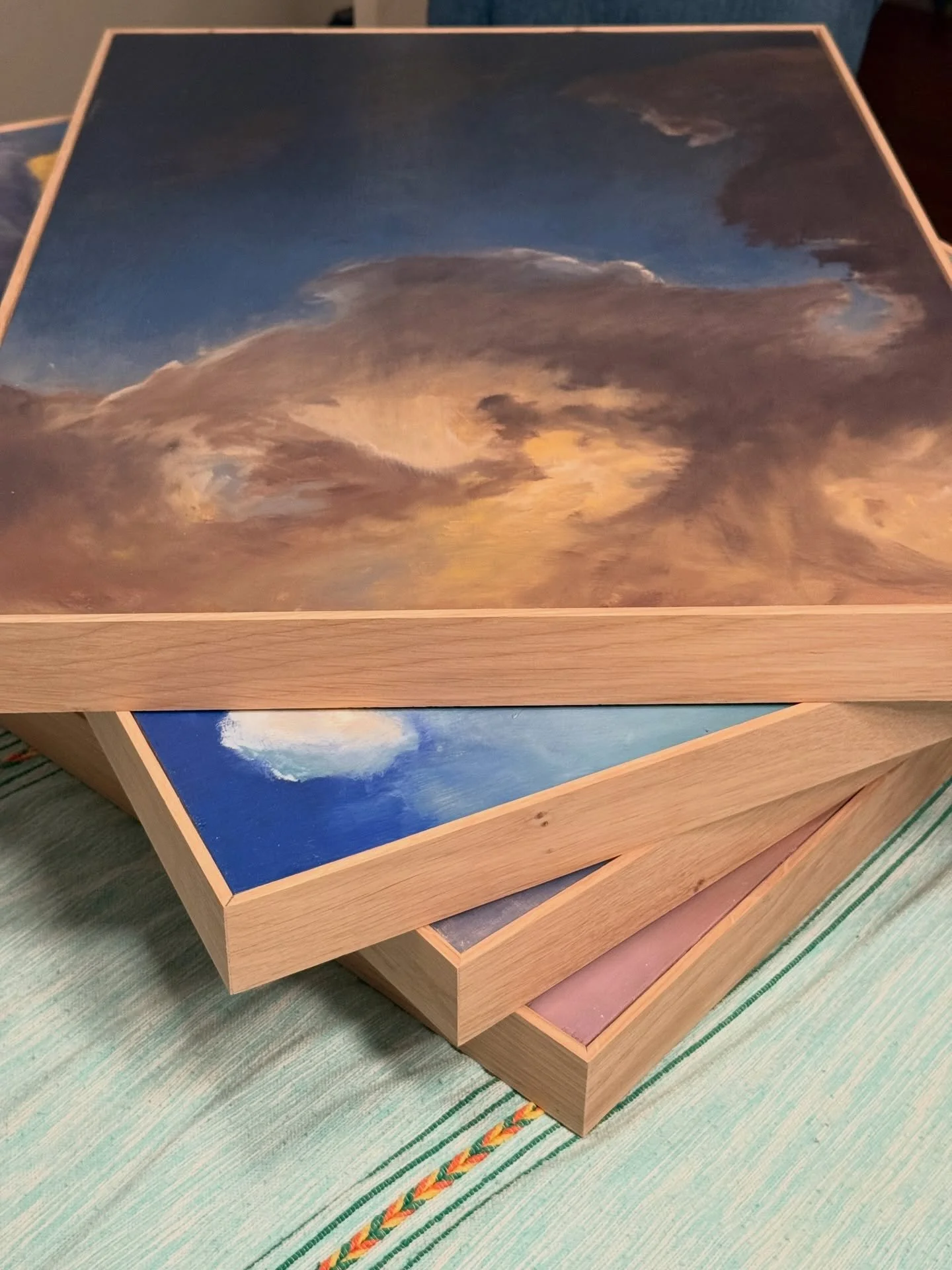 Starting to look real fancy. Week and a half or so to go, and at least 8 frames left to make.