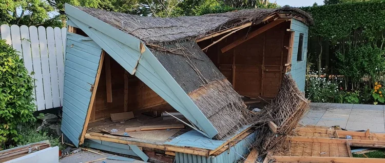 Backyard shed ready for removal in Lakeland