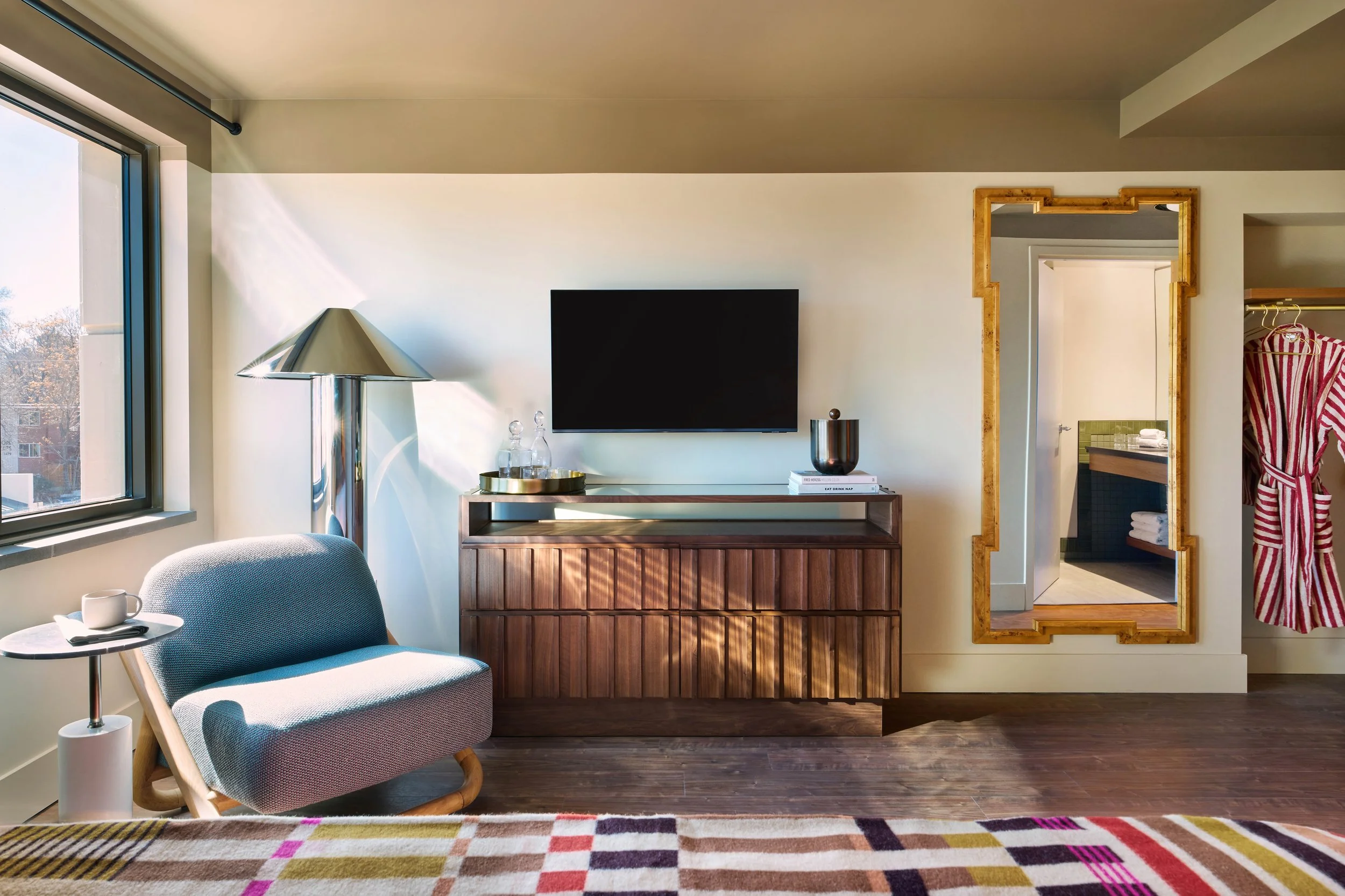 002_260313_WerkCreative_All_Inn_Hotel_StandardKing_Alt_72DPI.jpg