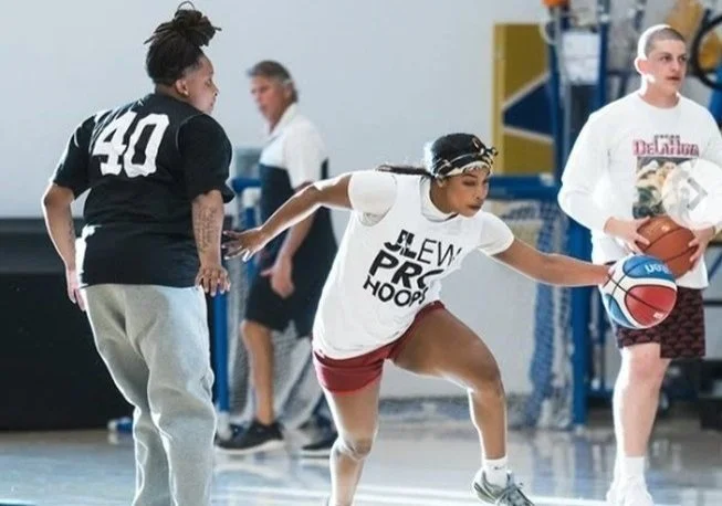 J Lew Pro Runs players in action