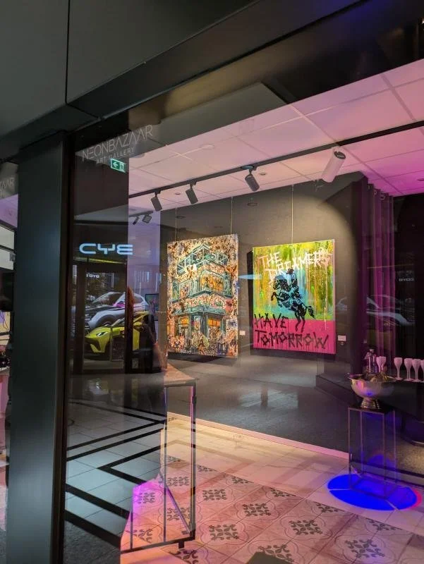 Crypsybear Artwork "The Vögelhaus" in an exhibition in Stuttgart, Germany