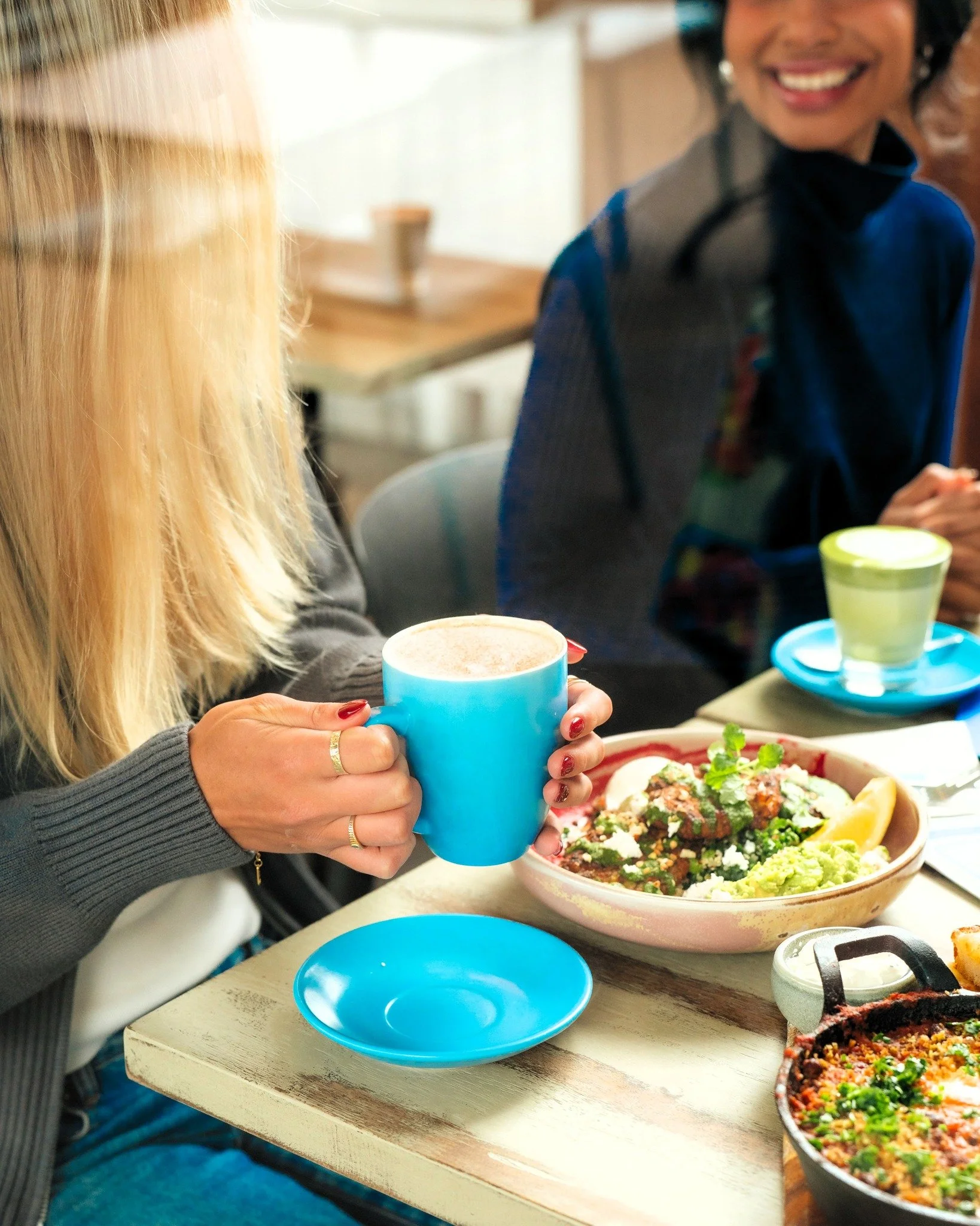 Monday&rsquo;s always better with a friendly stop-in. Coffee or matcha, we&rsquo;ll sort you out.

#melbournecoffee #melbournecafe #melbournebrunch #drinkmelbourne #sandringham