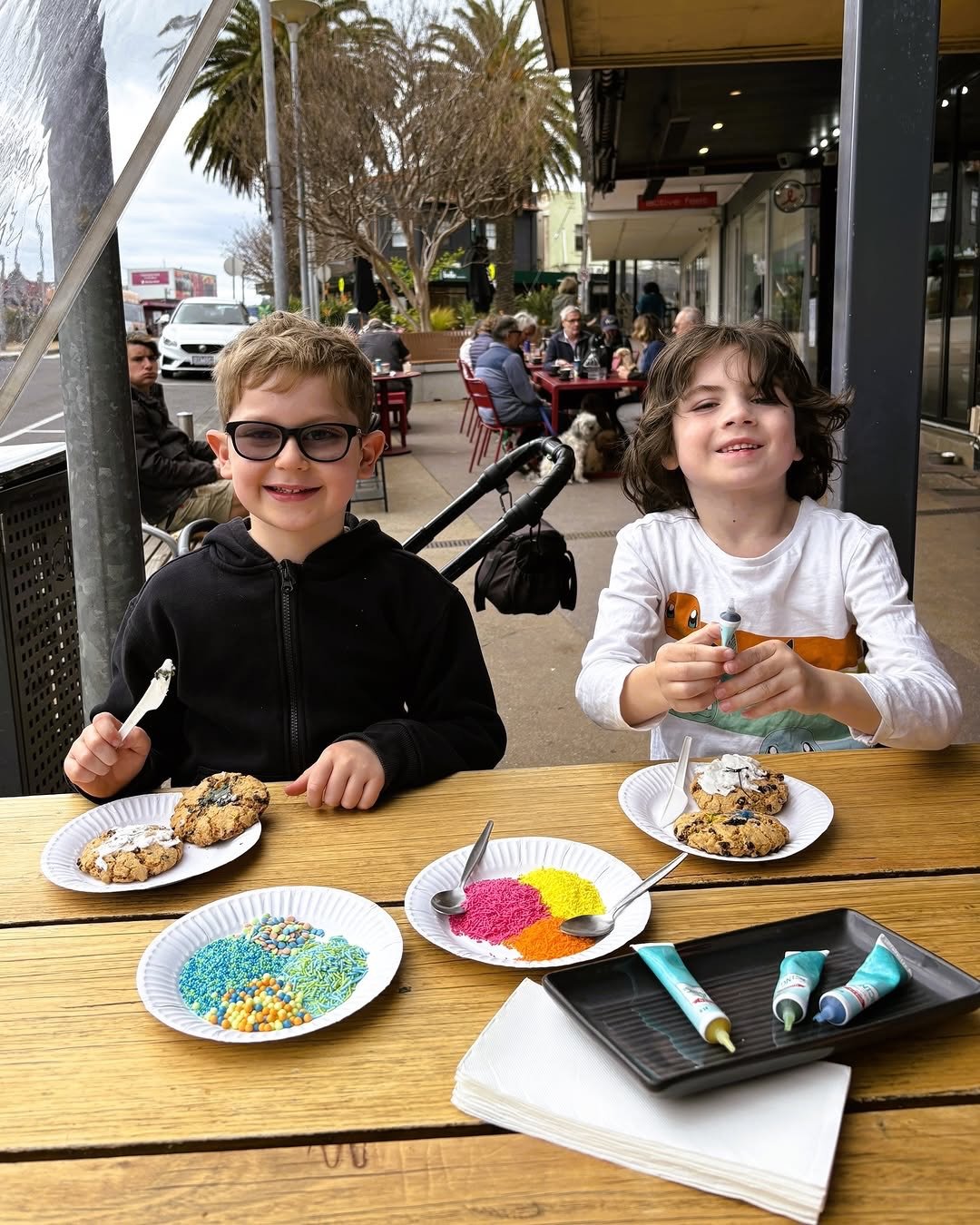 Don&rsquo;t forget, our Cookie Decorating Classes are happening these school holidays 🍪 Bring the kids along for a fun morning of icing, sprinkles and creativity on Wednesday 15 April or Thursday 16 April from 9:30am to 11:00am. A voucher is up for 