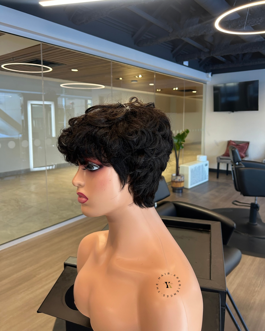 4 GIFTS TO BE WON - 6.png