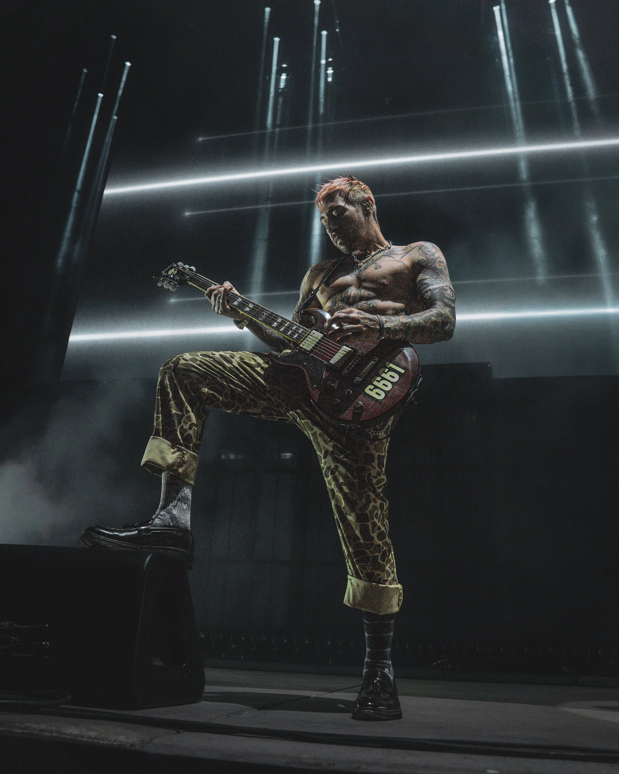 A7X_V-9.jpg