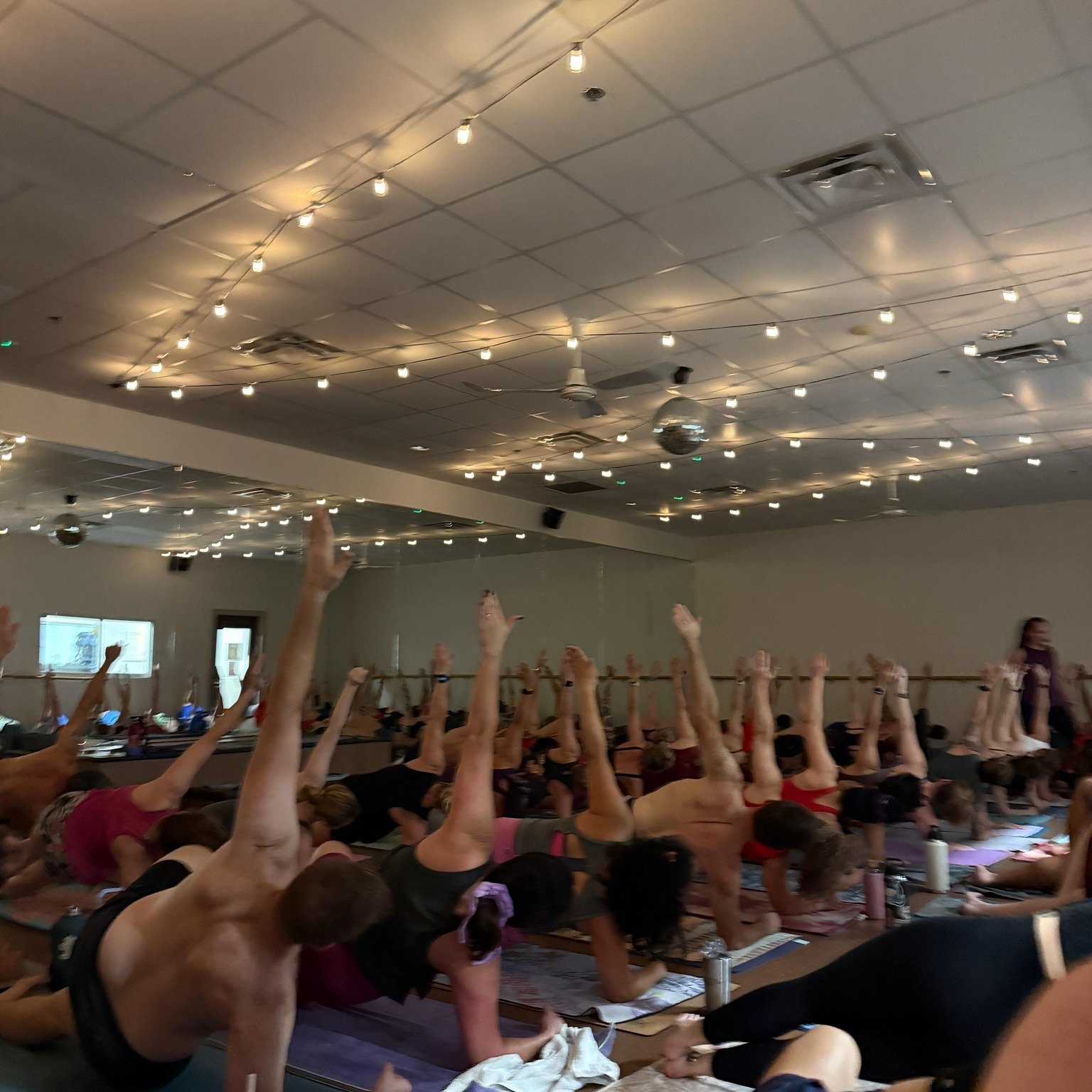 💗 This is what showing up looks like.

Our U Squad Challenge kicked off with full rooms, big team energy, and a whole lot of heart.

22 classes. 22 days. Our 22nd year.

And every class supports Alamo Breast Cancer Foundation, a local organization c