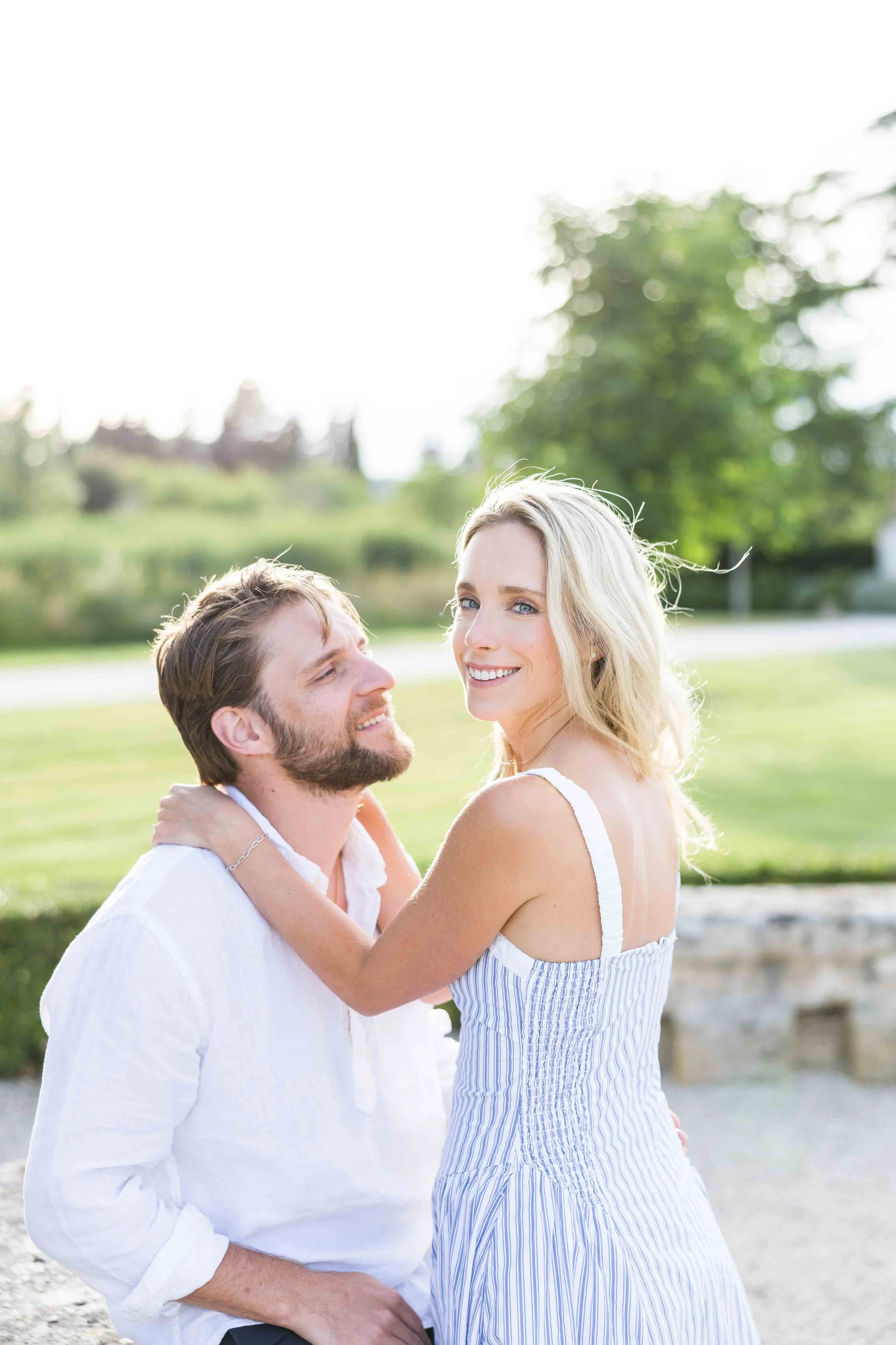 Romantic Couple Session at Château de Fonscolombe