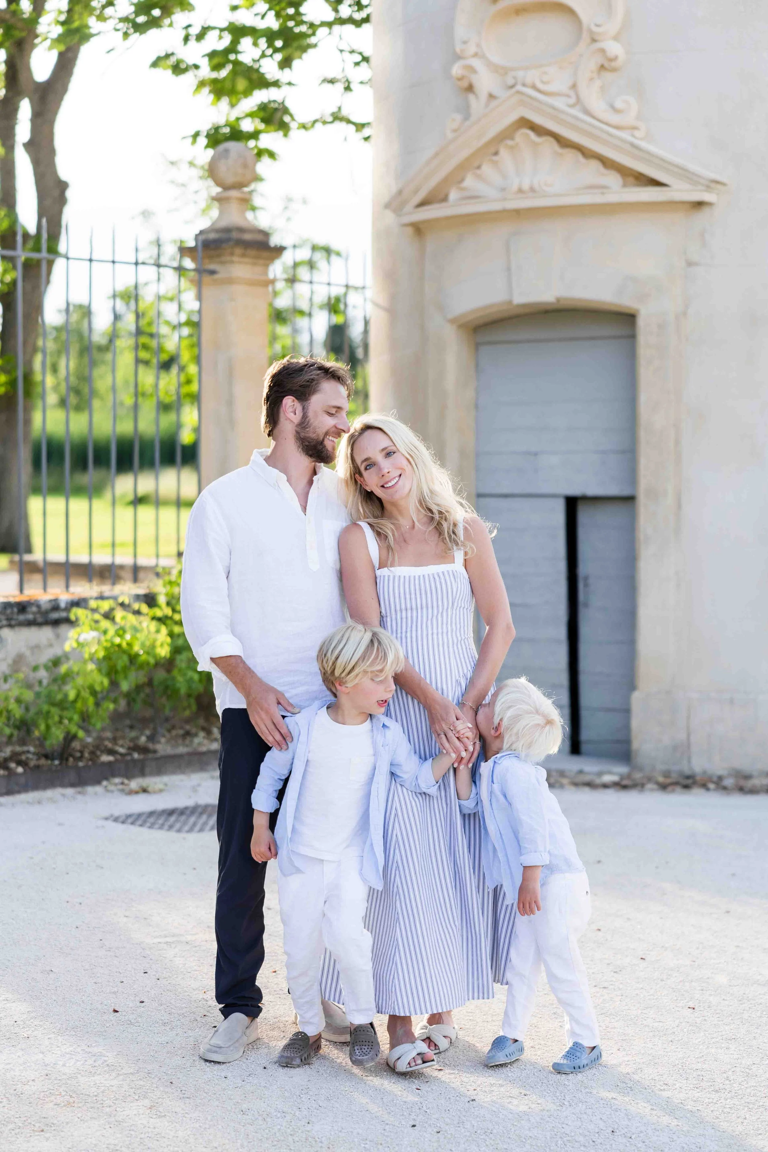 Family Session at Château de Fonscolombe