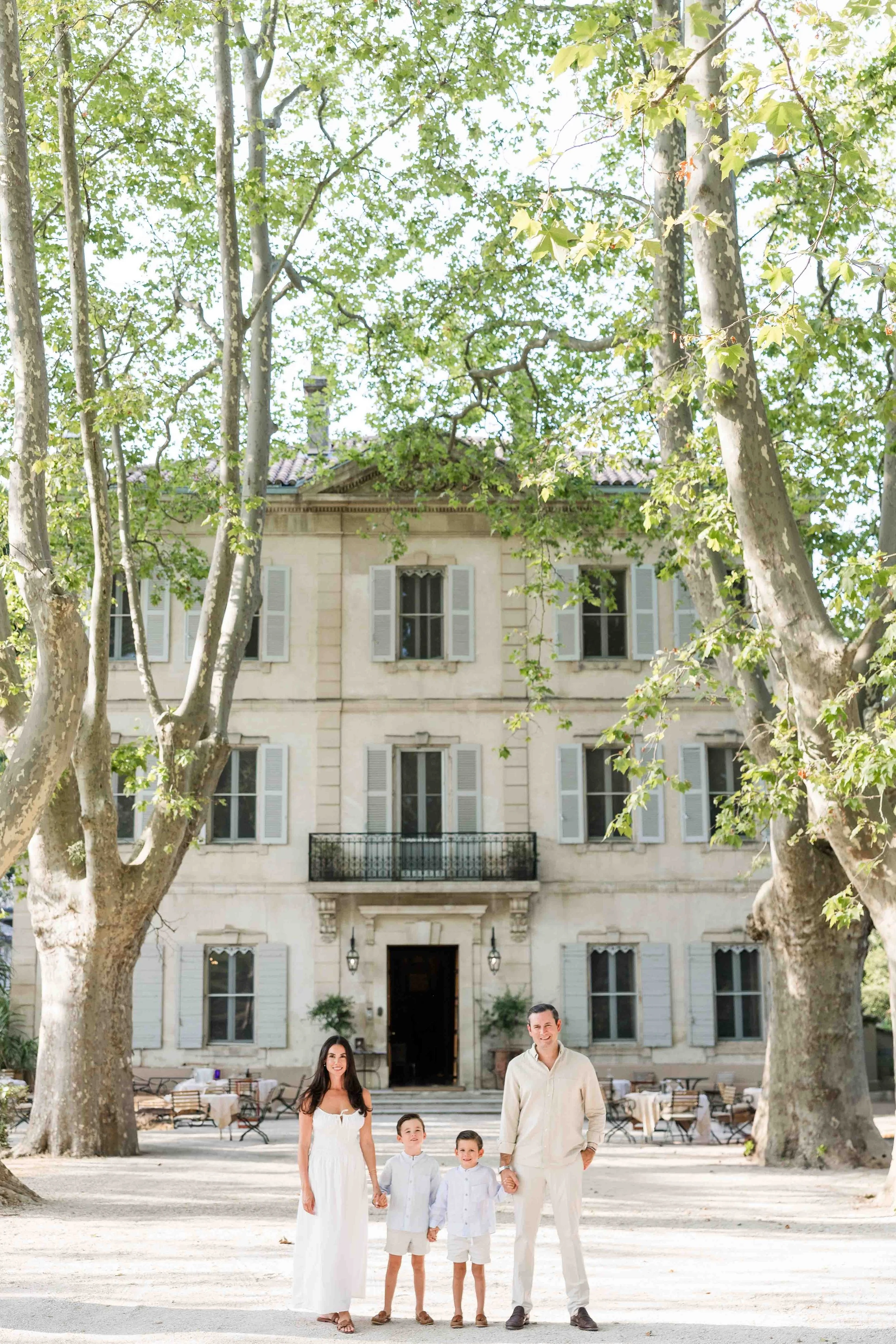 Family portrait at Château des Alpilles in Saint-Rémy-de-Provence