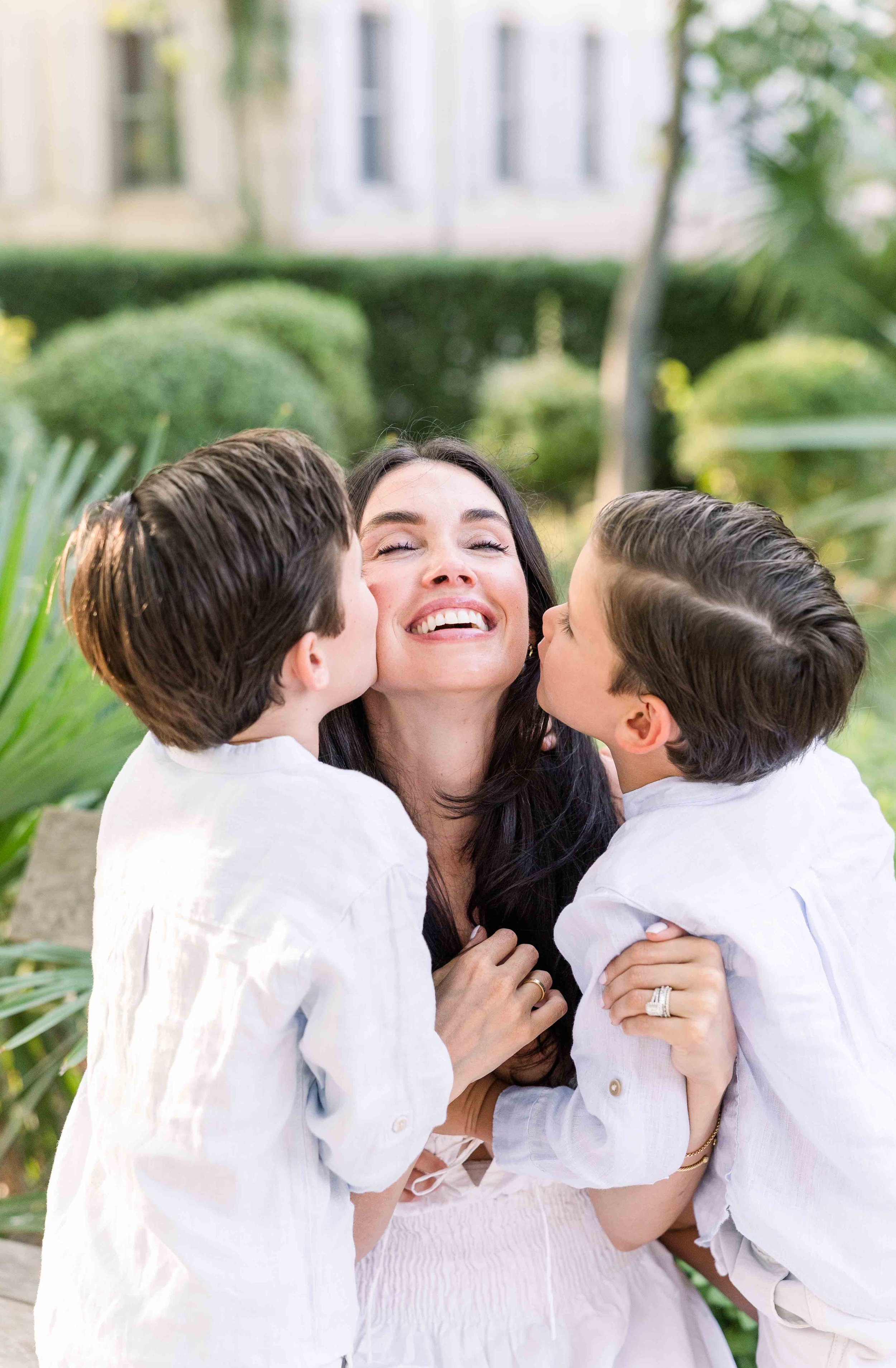 Family portraits surrounded by Provence gardens