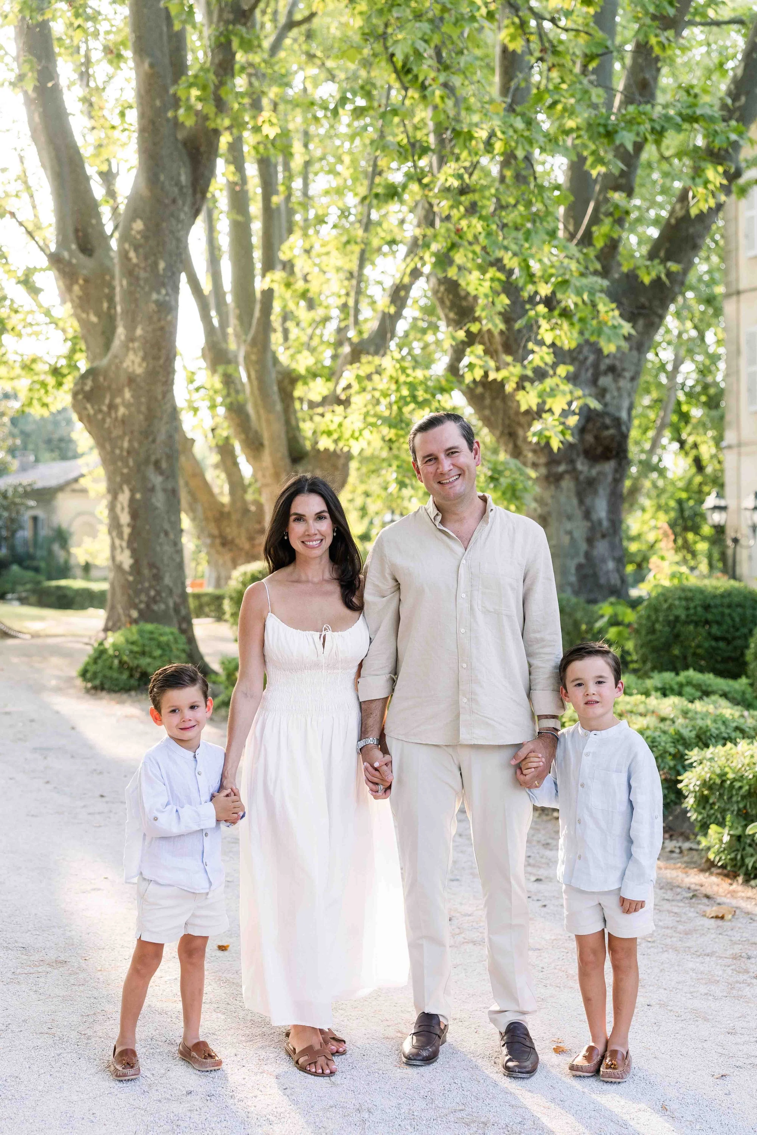  Family of four portrait at Château des Alpilles