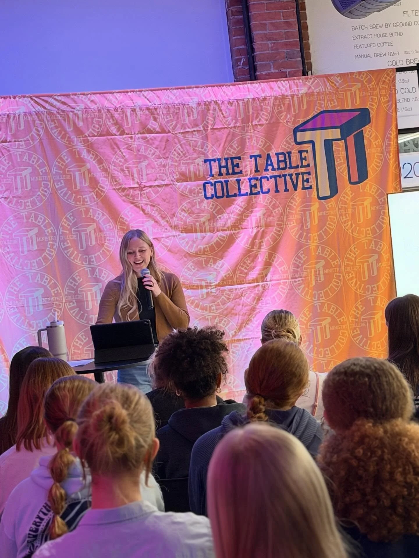 Come celebrate Holy Week with us tomorrow night! Dirty sodas, community, worship, and a special moment to reflect on the sacrifice of Jesus. 
You&rsquo;re invited! 🪑