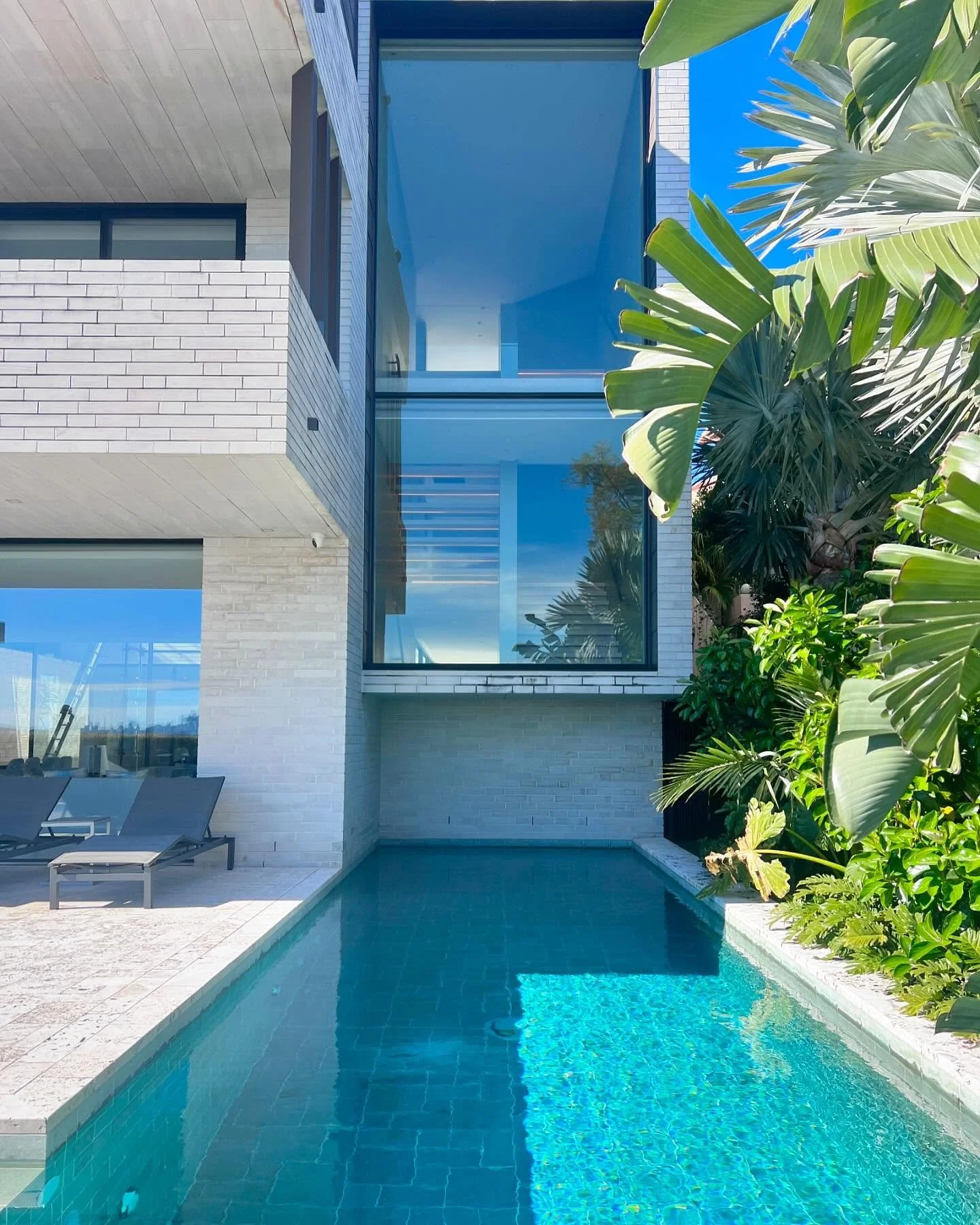 ROSE BAY
This beast for @studio_johnston

TEAMS BUILD THINGS:
Architect: @studio_johnston 
Foreman: @petedoc 
Legal in-house counsel: @amelellis 
Joinery: @janzdesigns 
Leading hand: @xavoellis 
Photographer: @dave_wheeler #GeorgePopov @ryanlphoto 
S