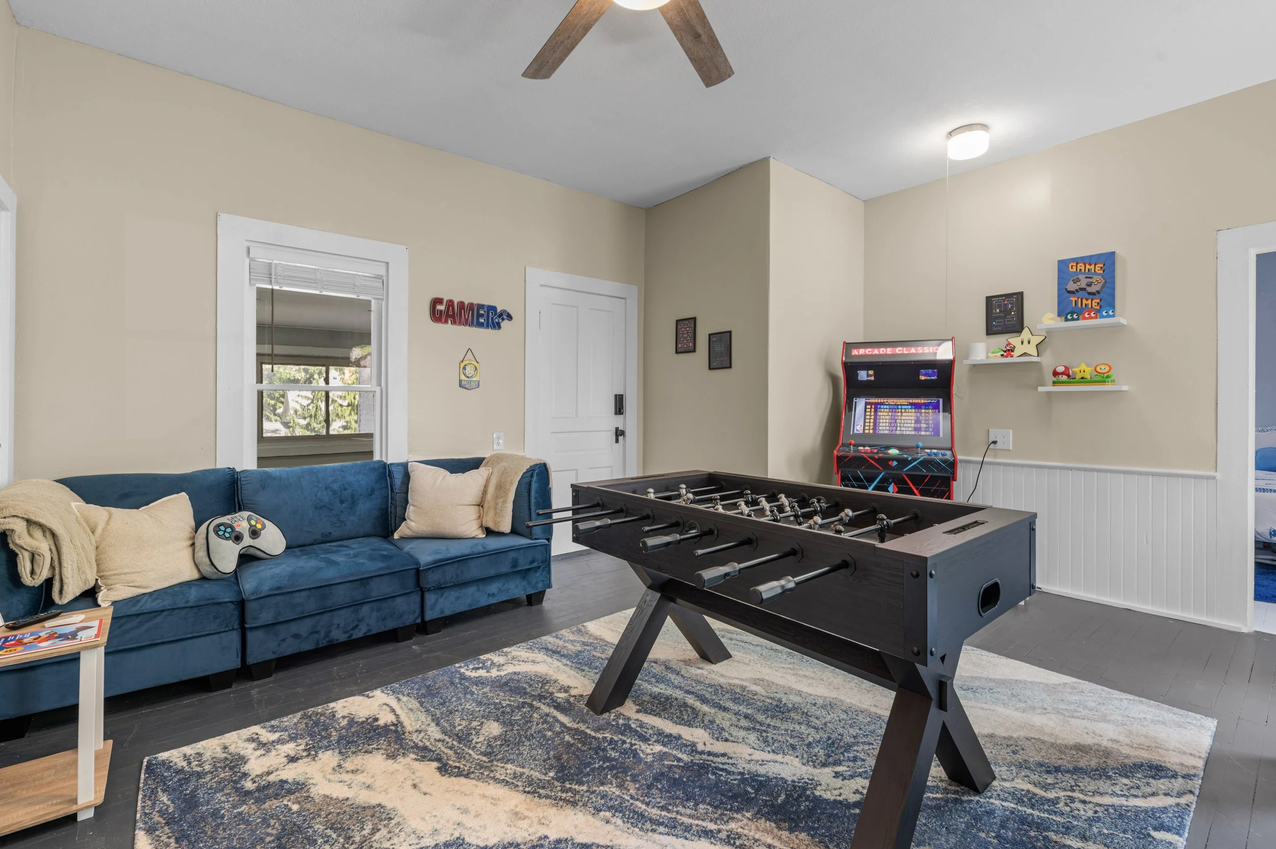 65-INTERIOR 43.jpg