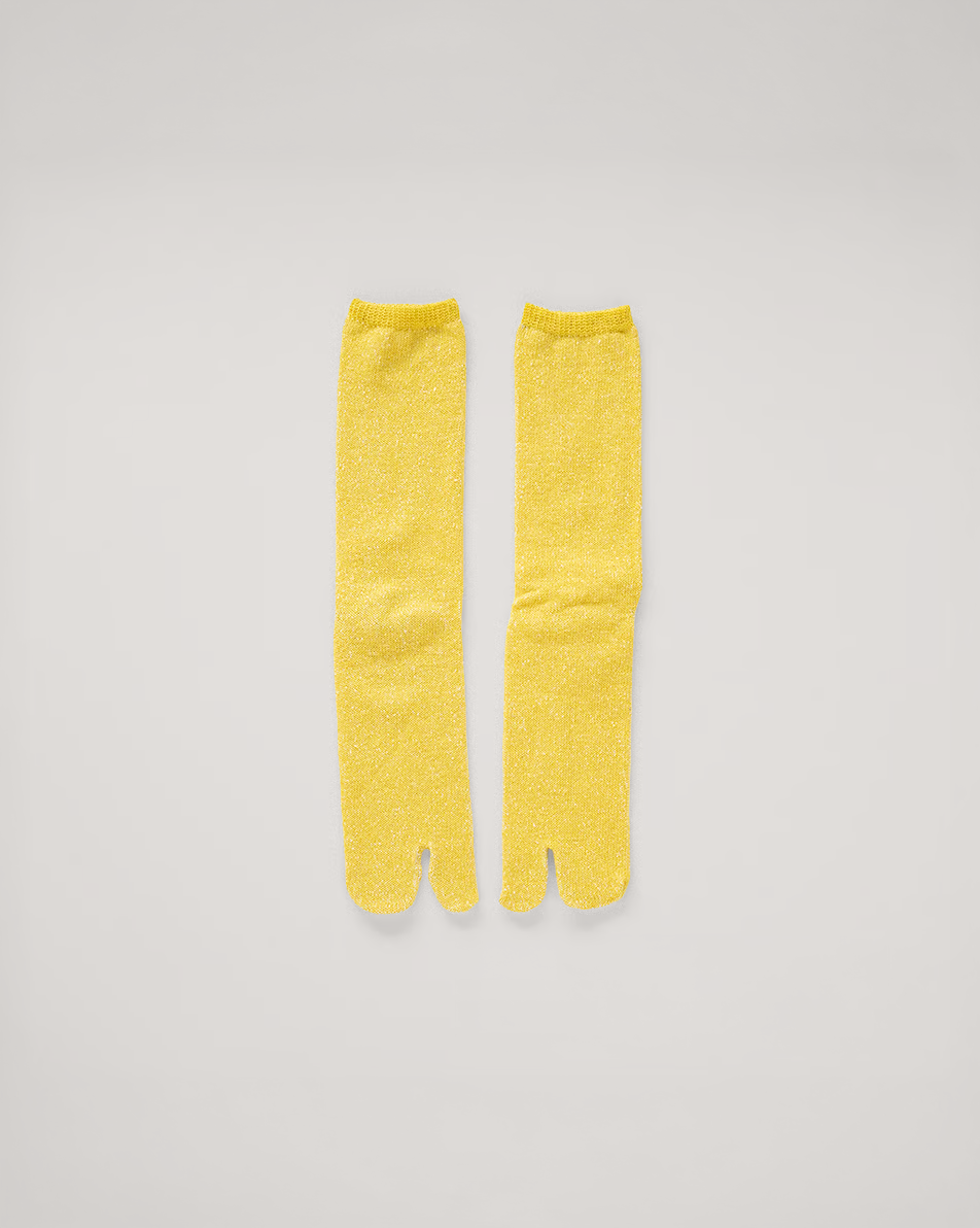 yellow_tabi2.png