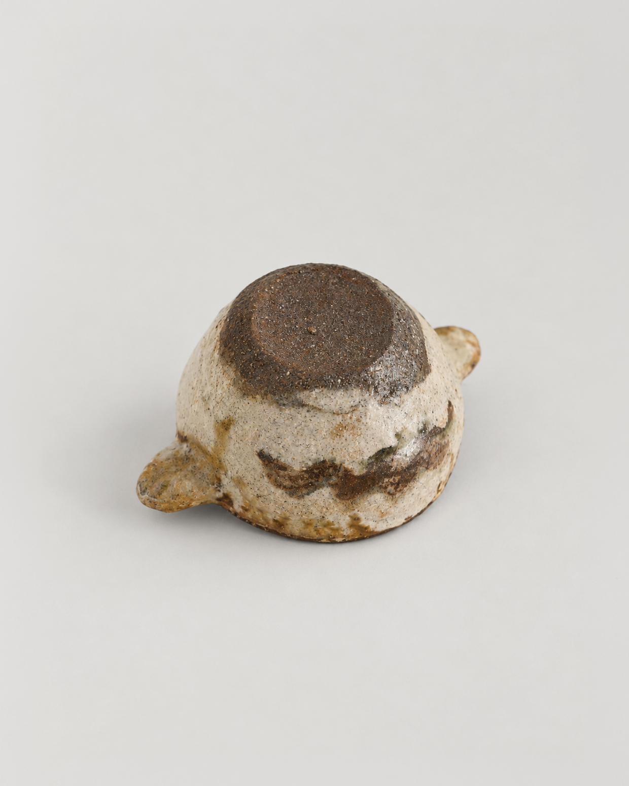 bowl 1 underside.png