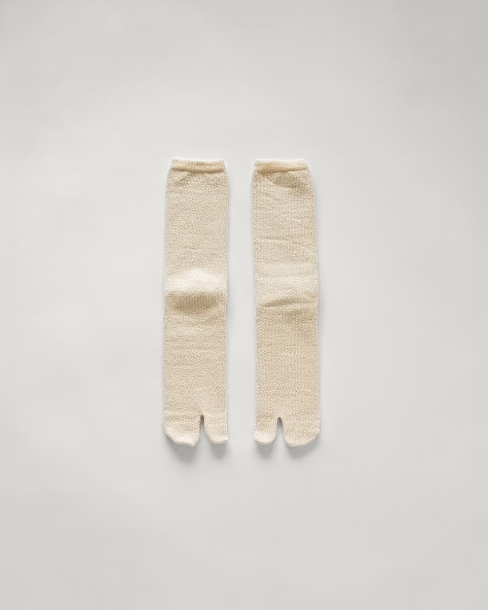 white_tabi2.png