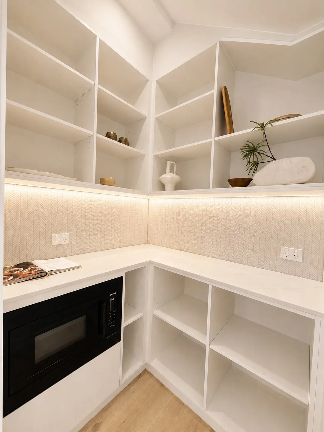 Butlers pantry.jpg