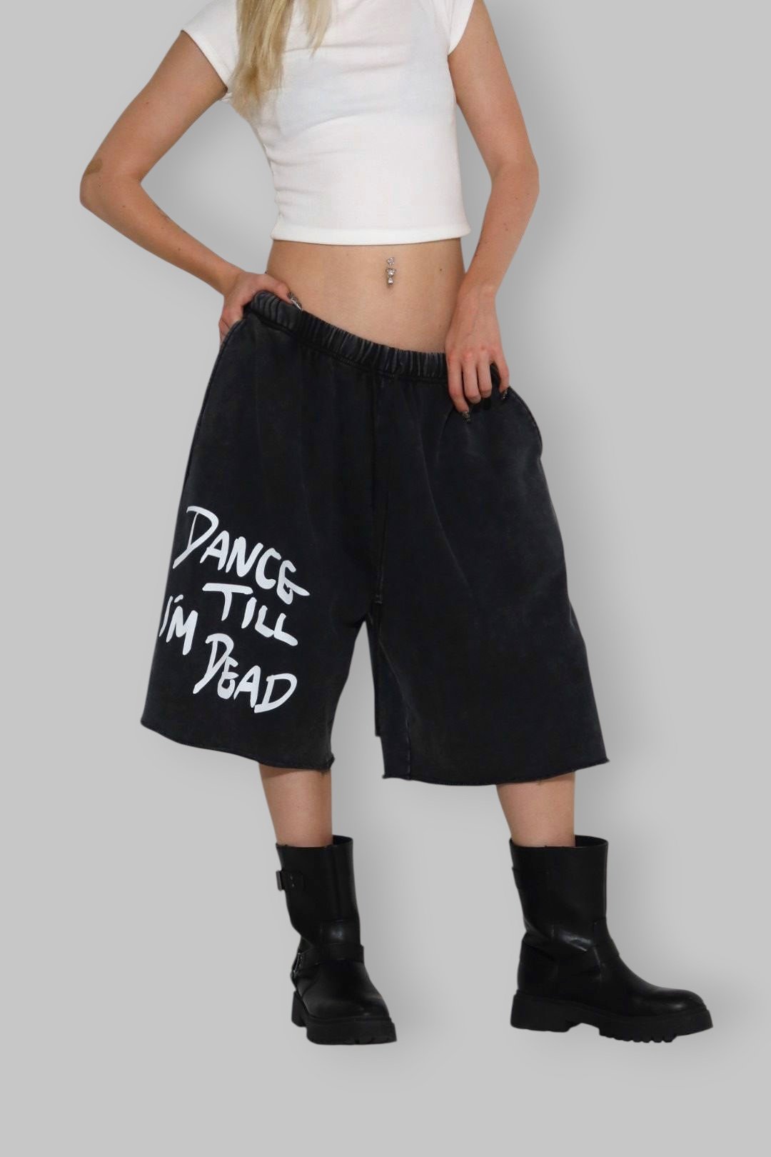 Skinned Raw Hem Shorts