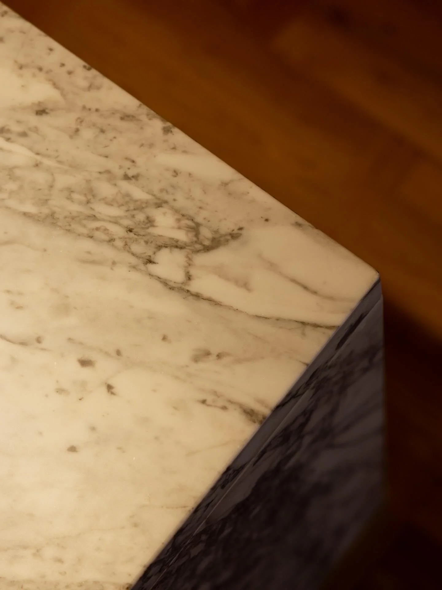 Stone Safe is committed to ensuring the spaces and surfaces within our homes can be enjoyed with peace of mind ✨

Another @siriussydneyharbour project protected in @duraflexspf ULTRA 10-Year SPF 🛡️

No more Marble Anxiety&trade;️ 
✔️ 10-Year Warrant