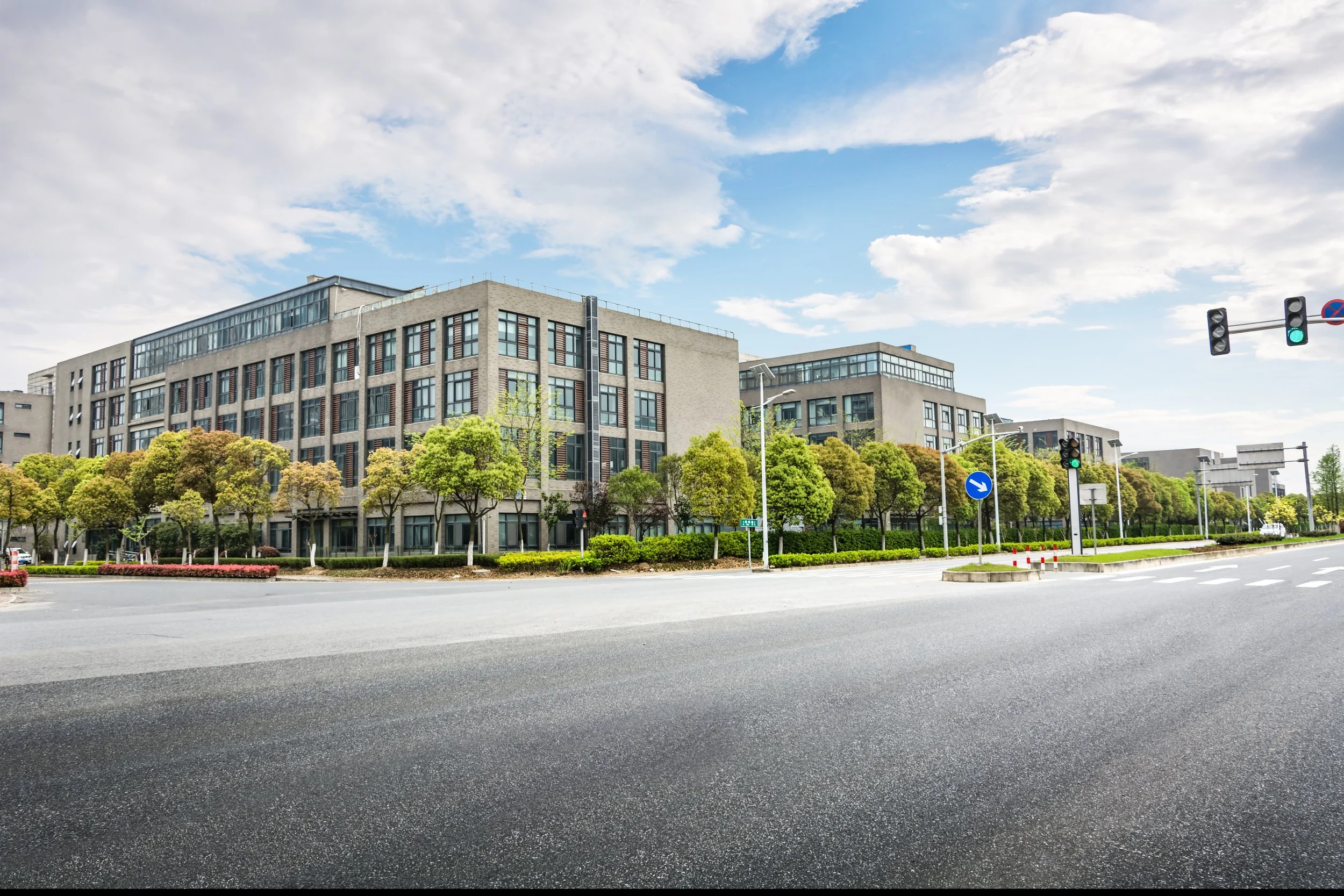 Healthcare Facility Engineering: Pressure Relationships, Redundancy, and Designing for Reconfiguration