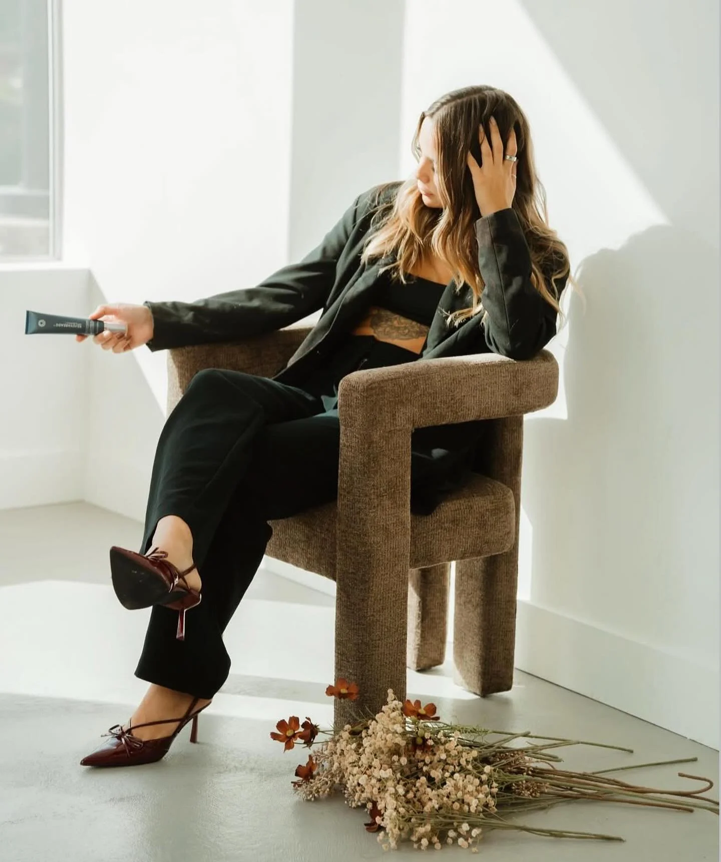 From behind the chair to in front of the camera ❤️&zwj;🔥

&bull; photos by @racheldenaephoto &bull; @sydneyisola.hair