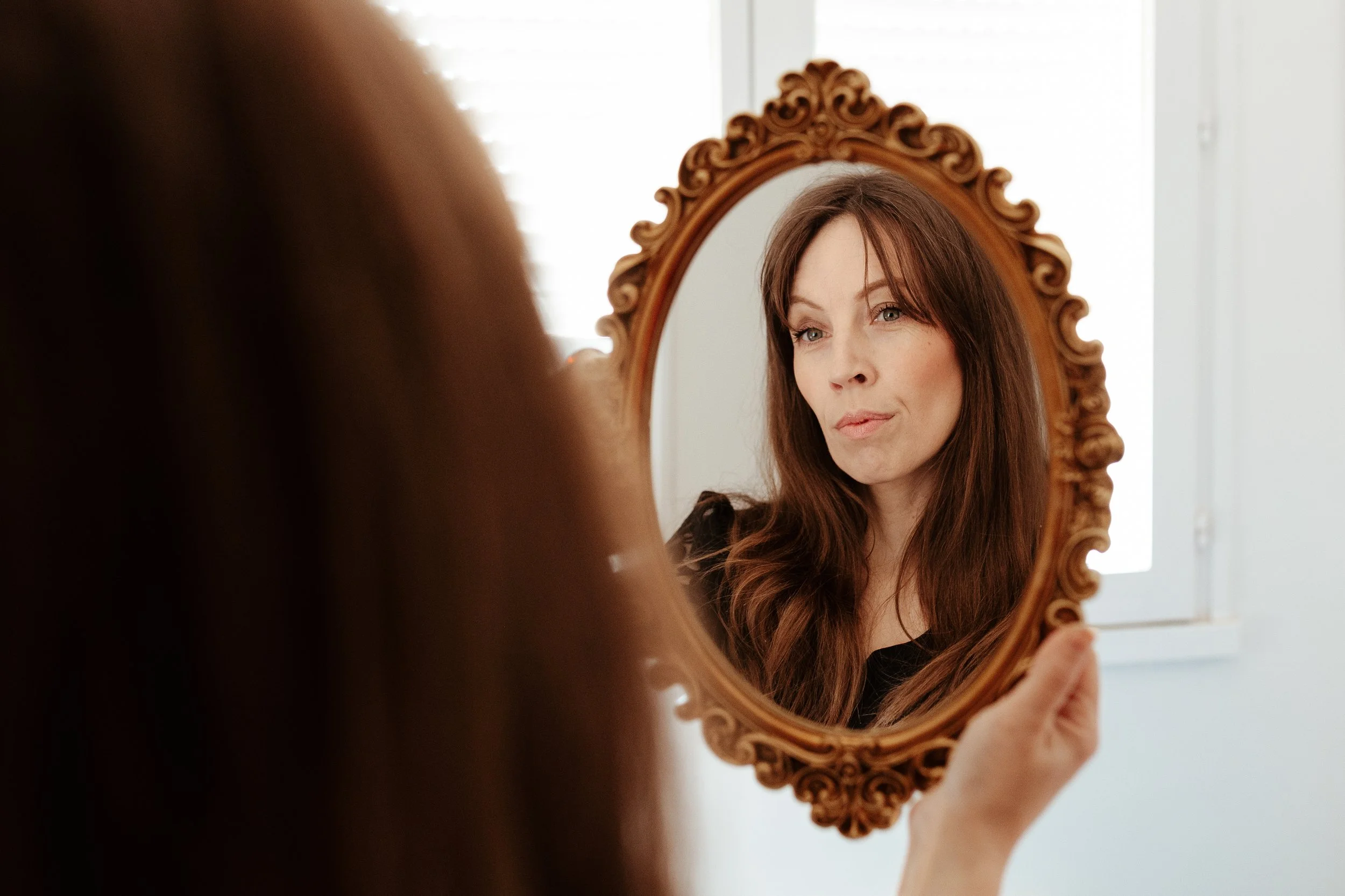 “Je n’aime pas les photos de moi : comprendre ce blocage et apprendre à changer ce regard.”