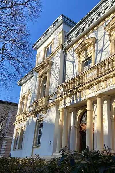 Ansicht des Praxisgebäudes
