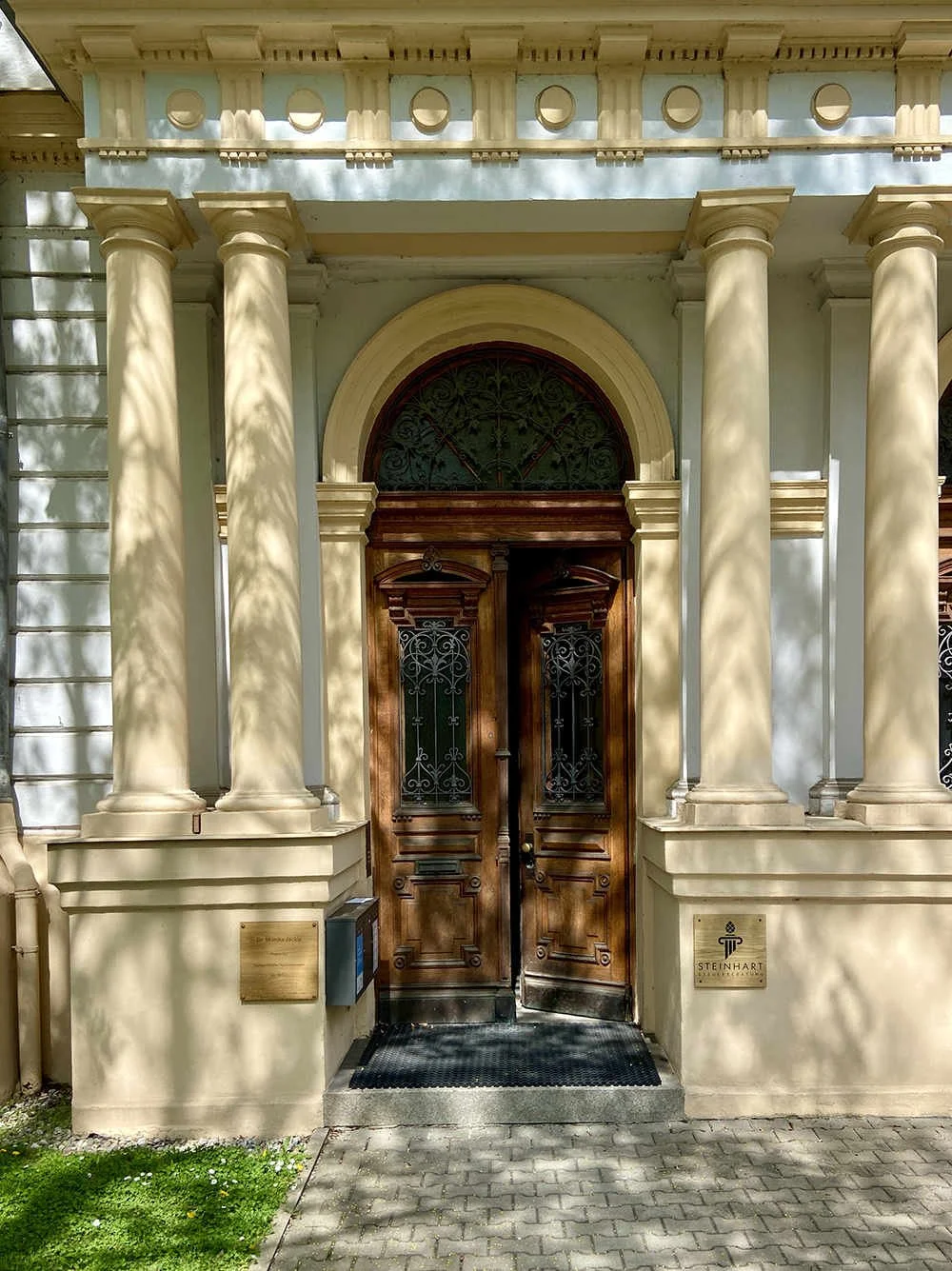 Repräsentatives Gebäude