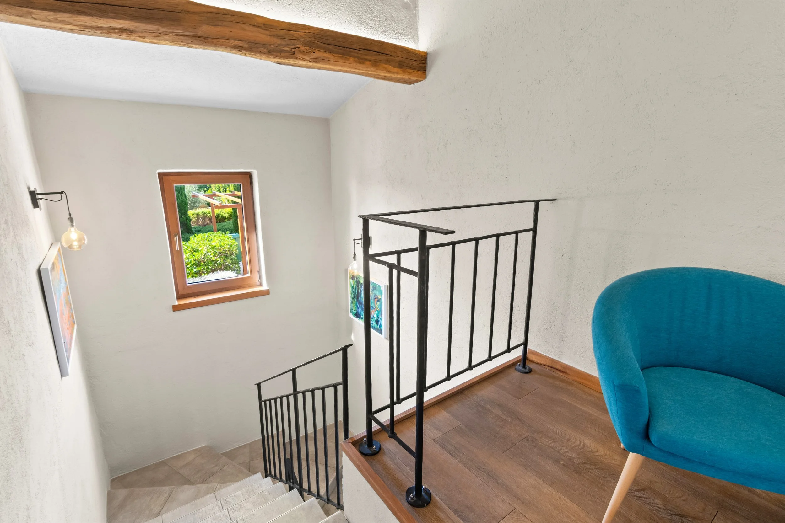 Unutarnje stepenice u luksuznoj vili 