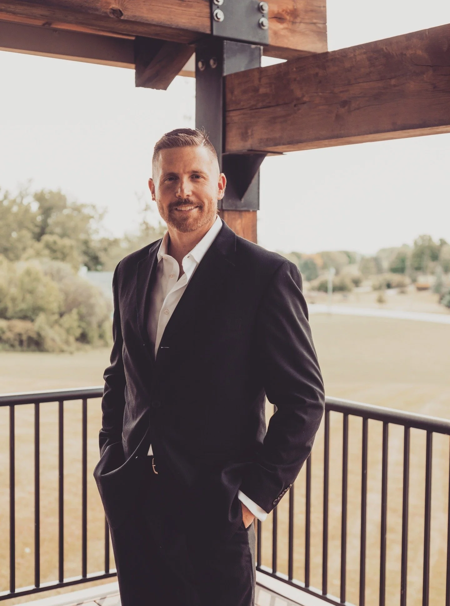 🌟 Meet Steve 🌟
Steve is the owner and lead builder at Woodbuilt Fine Furniture &amp; Cabinetry, and he&rsquo;s the kind of person who makes every project feel personal.
For over a decade, he&rsquo;s been turning wood into beautiful, one-of-a-kind p